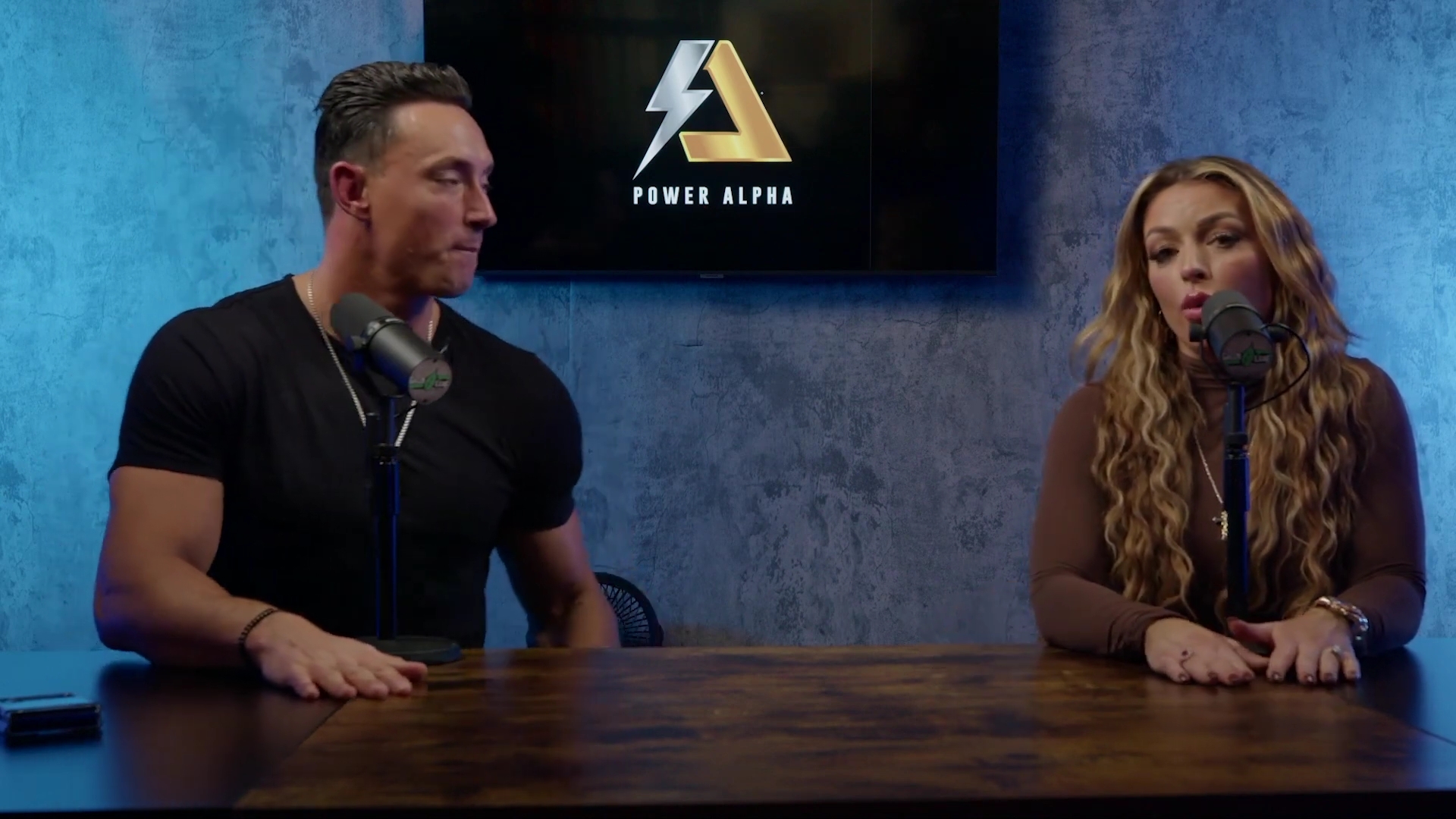 x2mate_com-Ep_9_-_Power_Alphas_Podcast___28Mandy_Saccomanno___Sabby_Piscitelli29-281080p29_mp42436.jpg