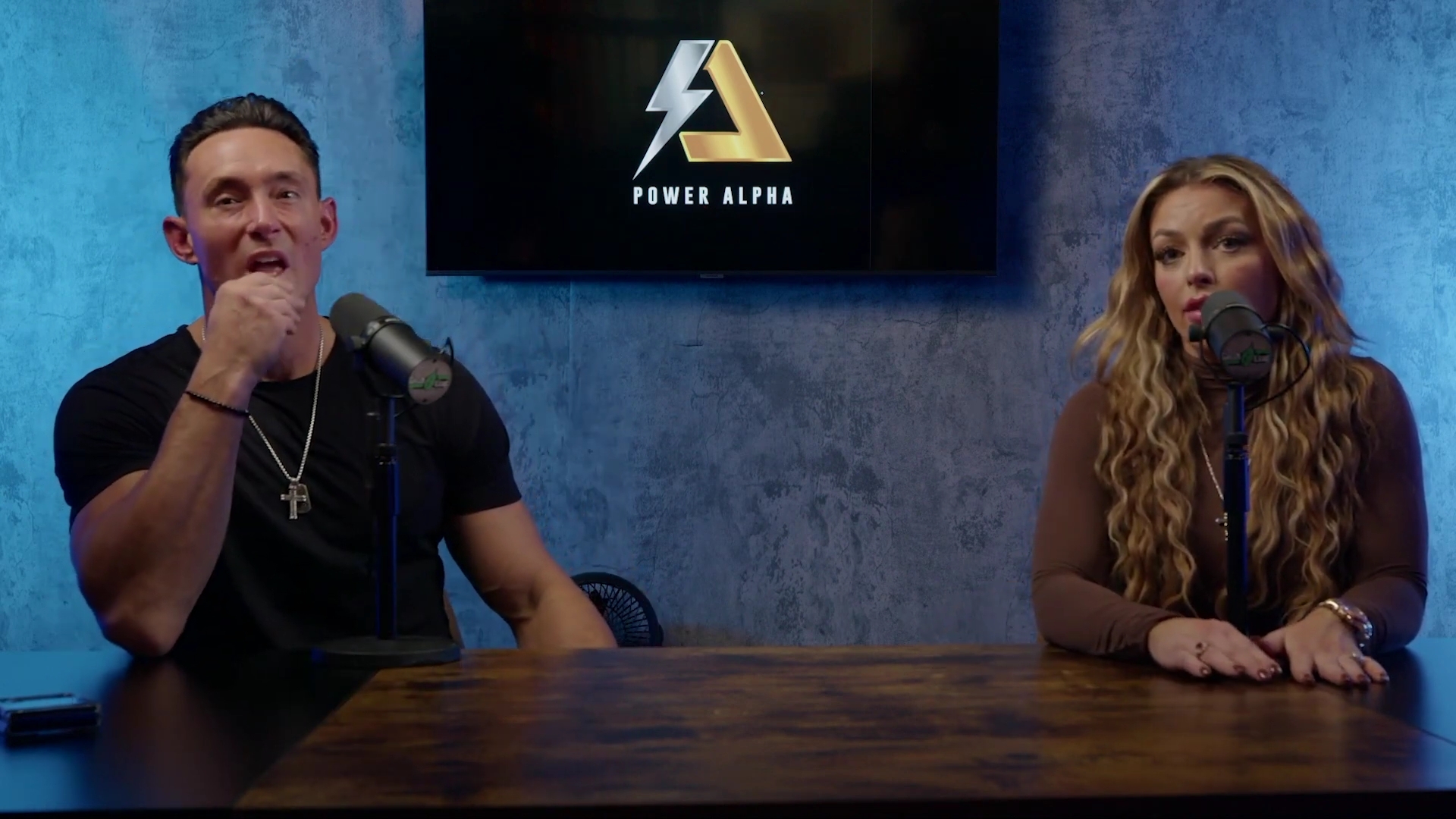 x2mate_com-Ep_9_-_Power_Alphas_Podcast___28Mandy_Saccomanno___Sabby_Piscitelli29-281080p29_mp42438.jpg
