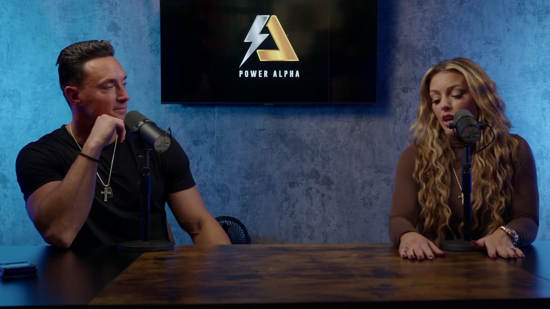 x2mate_com-Ep_9_-_Power_Alphas_Podcast___28Mandy_Saccomanno___Sabby_Piscitelli29-281080p29_mp42439.jpg