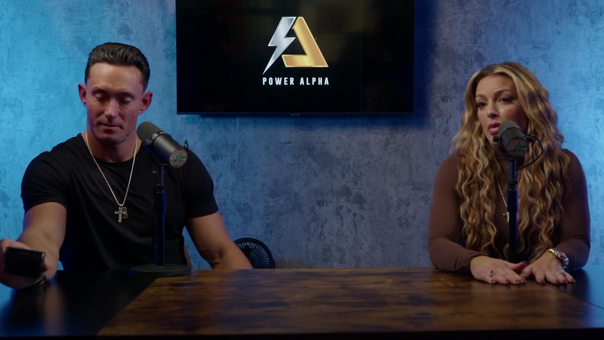 x2mate_com-Ep_9_-_Power_Alphas_Podcast___28Mandy_Saccomanno___Sabby_Piscitelli29-281080p29_mp42442.jpg