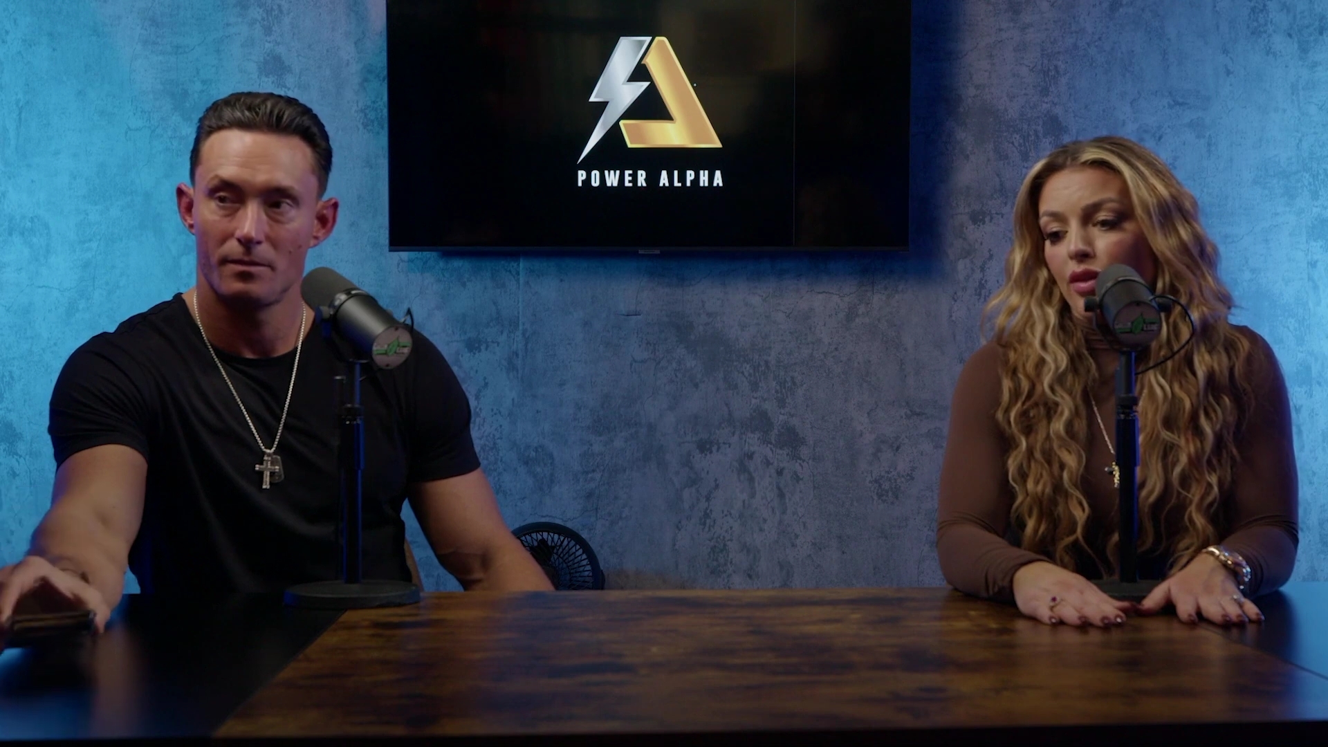 x2mate_com-Ep_9_-_Power_Alphas_Podcast___28Mandy_Saccomanno___Sabby_Piscitelli29-281080p29_mp42444.jpg