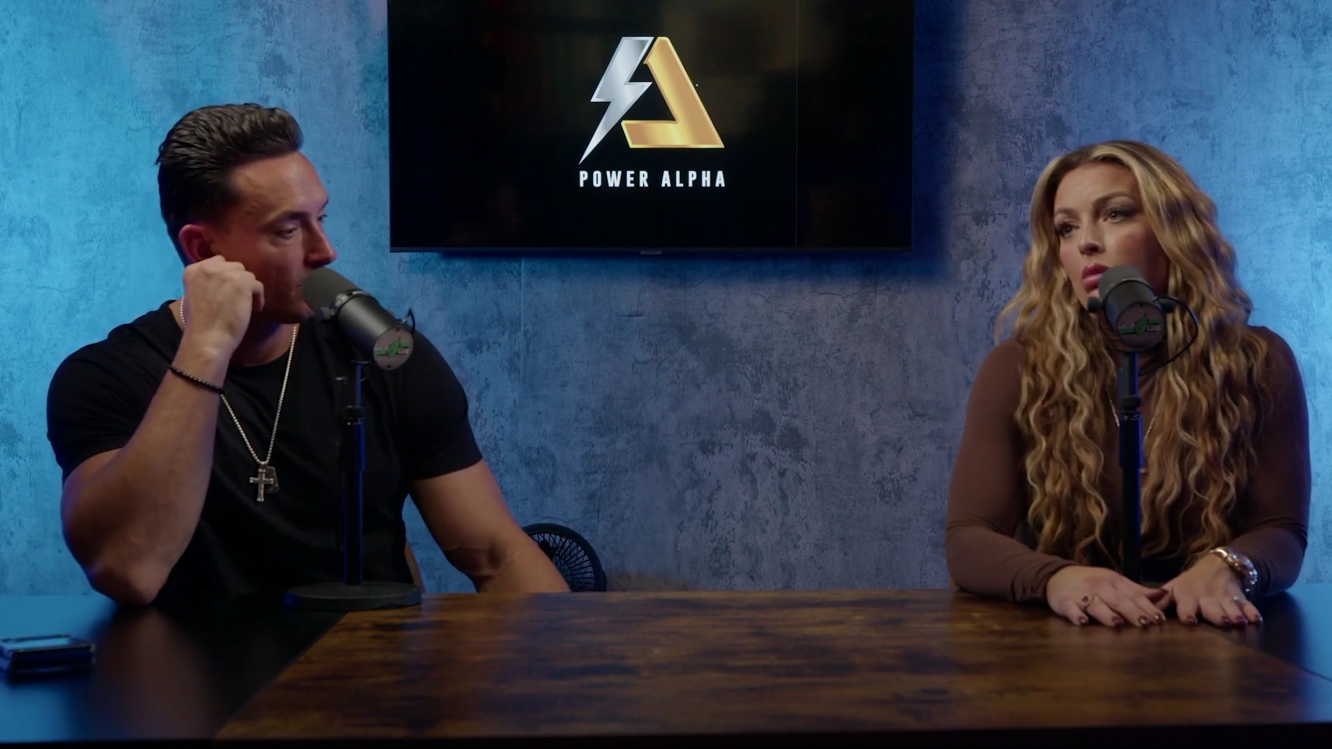 x2mate_com-Ep_9_-_Power_Alphas_Podcast___28Mandy_Saccomanno___Sabby_Piscitelli29-281080p29_mp42448.jpg