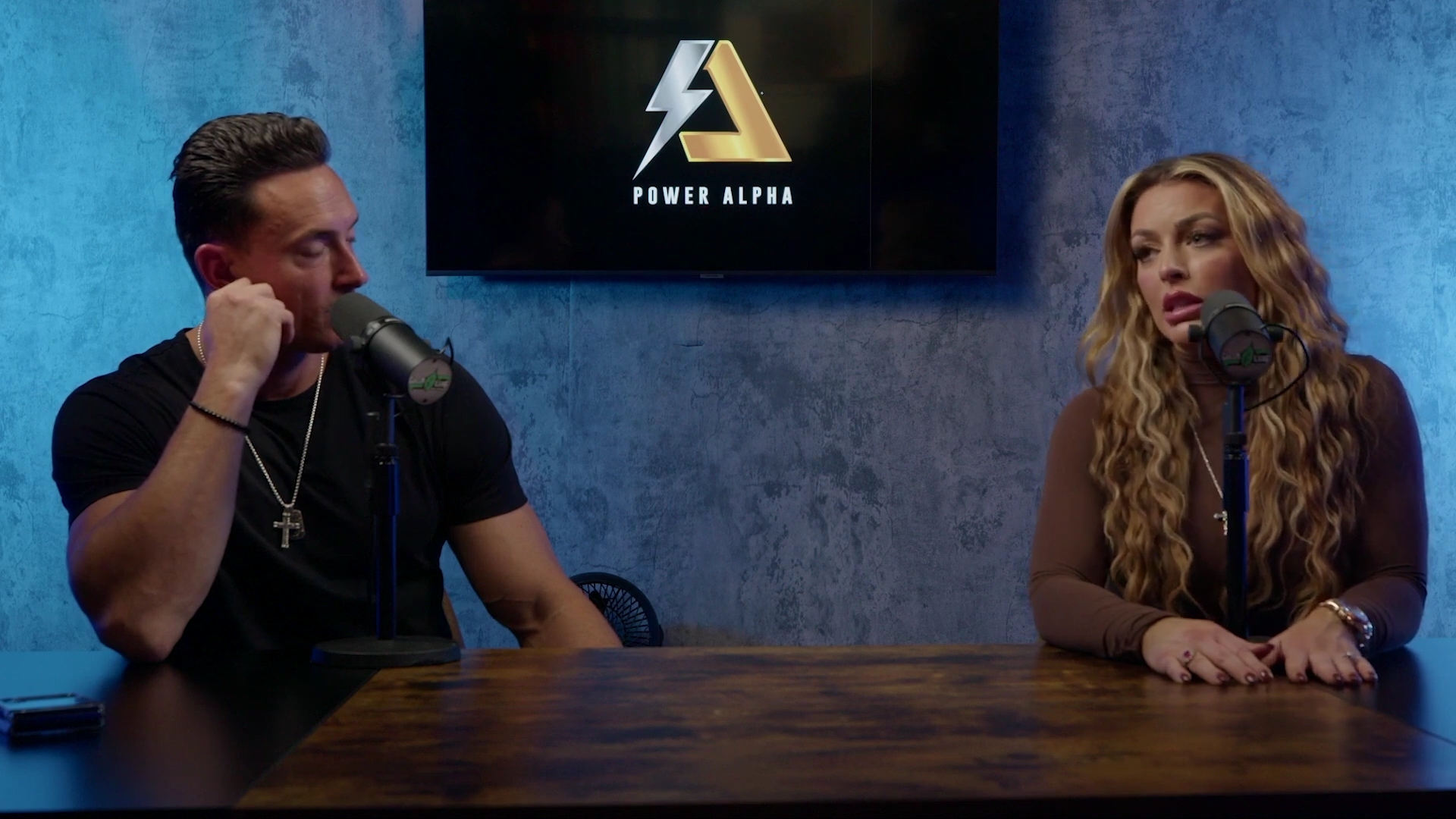 x2mate_com-Ep_9_-_Power_Alphas_Podcast___28Mandy_Saccomanno___Sabby_Piscitelli29-281080p29_mp42449.jpg