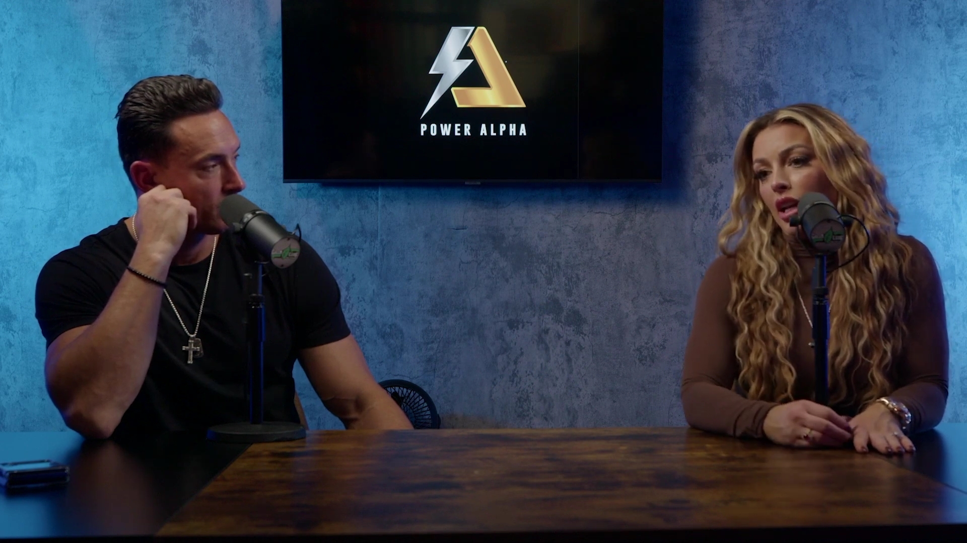 x2mate_com-Ep_9_-_Power_Alphas_Podcast___28Mandy_Saccomanno___Sabby_Piscitelli29-281080p29_mp42451.jpg