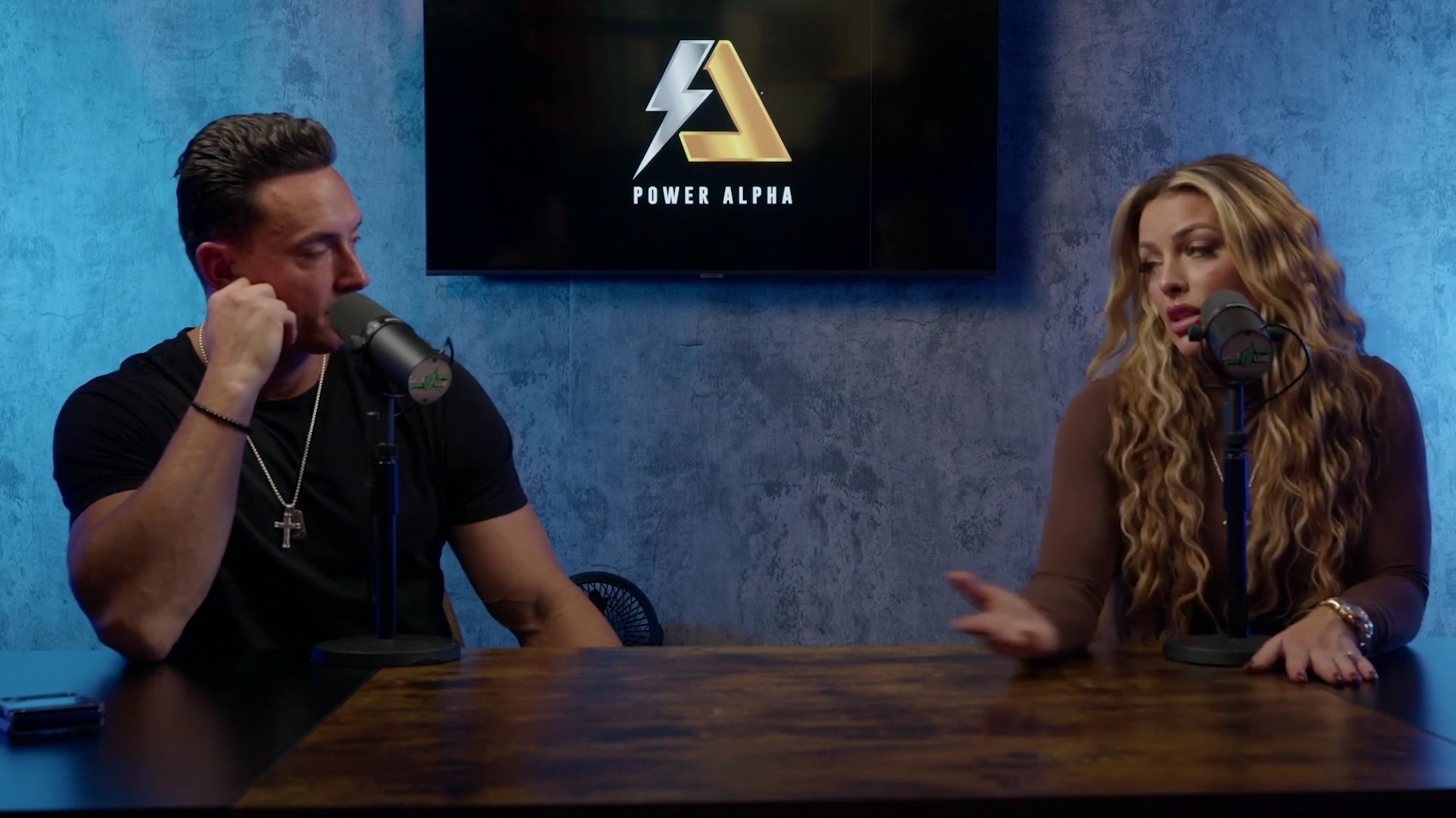 x2mate_com-Ep_9_-_Power_Alphas_Podcast___28Mandy_Saccomanno___Sabby_Piscitelli29-281080p29_mp42452.jpg