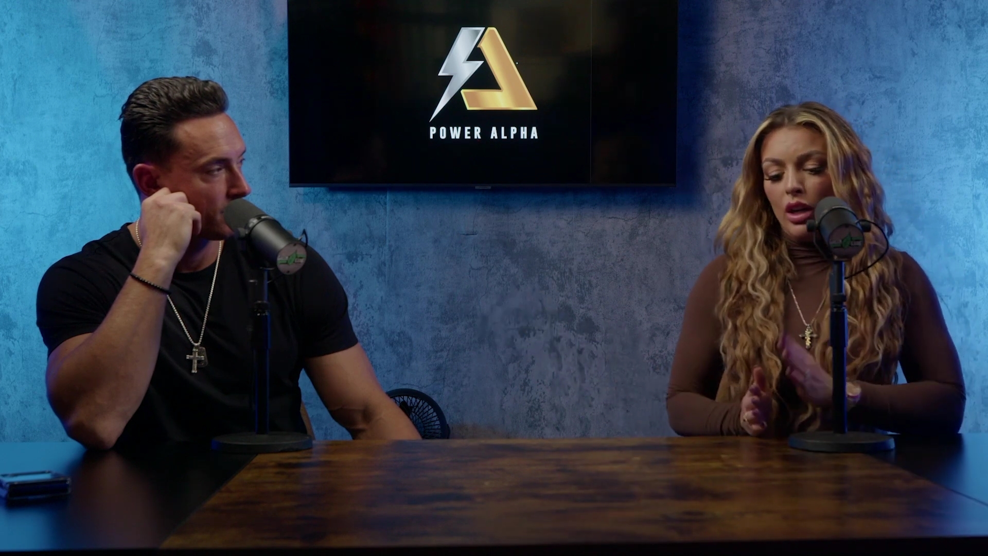 x2mate_com-Ep_9_-_Power_Alphas_Podcast___28Mandy_Saccomanno___Sabby_Piscitelli29-281080p29_mp42456.jpg