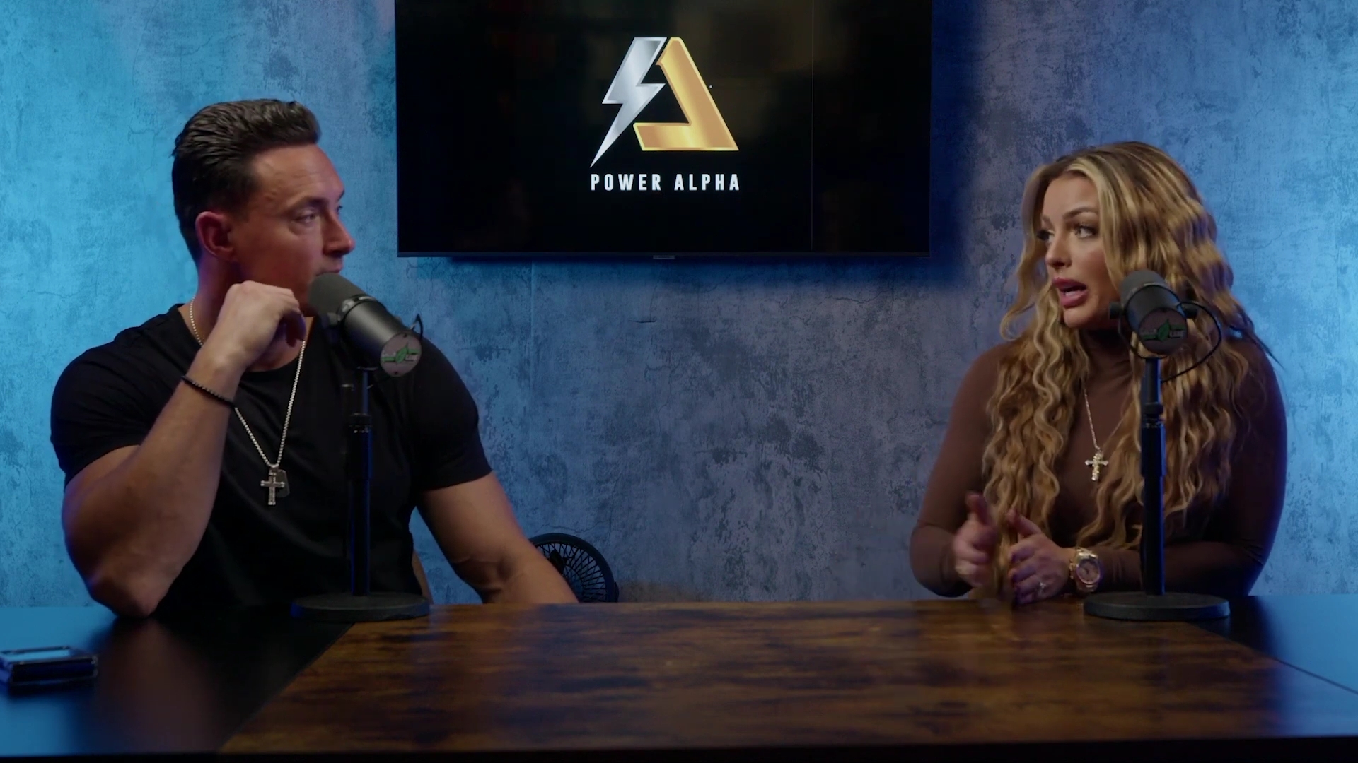 x2mate_com-Ep_9_-_Power_Alphas_Podcast___28Mandy_Saccomanno___Sabby_Piscitelli29-281080p29_mp42461.jpg
