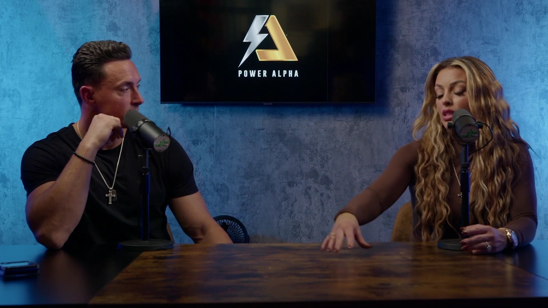 x2mate_com-Ep_9_-_Power_Alphas_Podcast___28Mandy_Saccomanno___Sabby_Piscitelli29-281080p29_mp42466.jpg