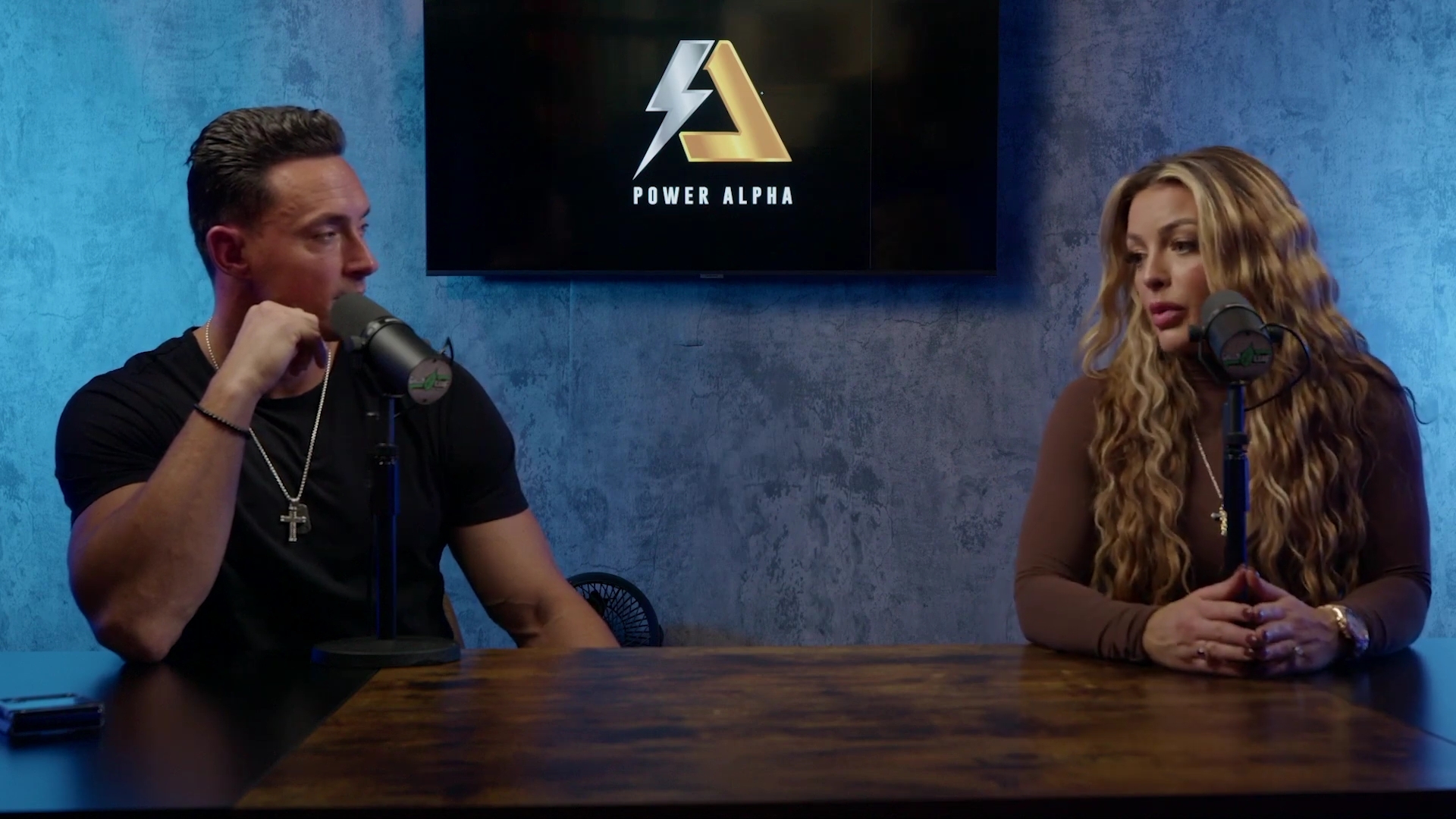 x2mate_com-Ep_9_-_Power_Alphas_Podcast___28Mandy_Saccomanno___Sabby_Piscitelli29-281080p29_mp42470.jpg