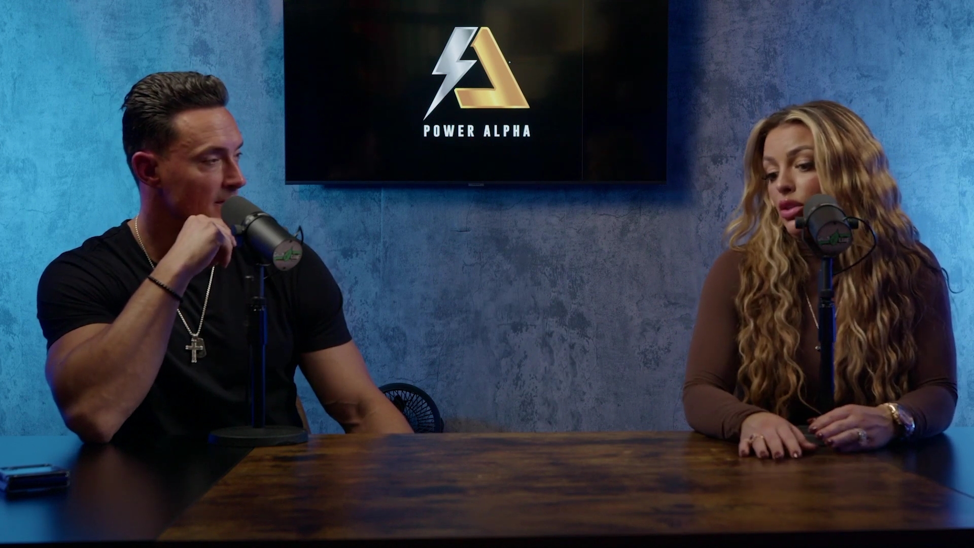 x2mate_com-Ep_9_-_Power_Alphas_Podcast___28Mandy_Saccomanno___Sabby_Piscitelli29-281080p29_mp42472.jpg