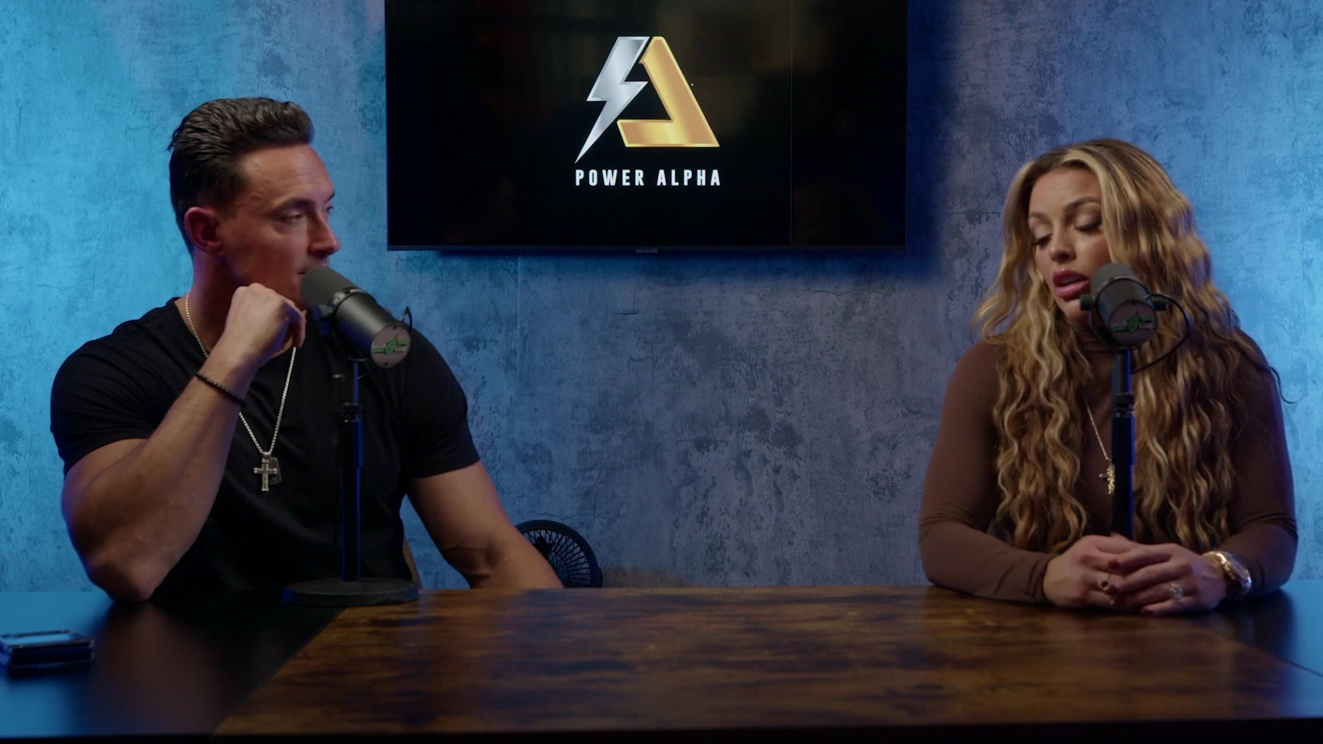 x2mate_com-Ep_9_-_Power_Alphas_Podcast___28Mandy_Saccomanno___Sabby_Piscitelli29-281080p29_mp42473.jpg