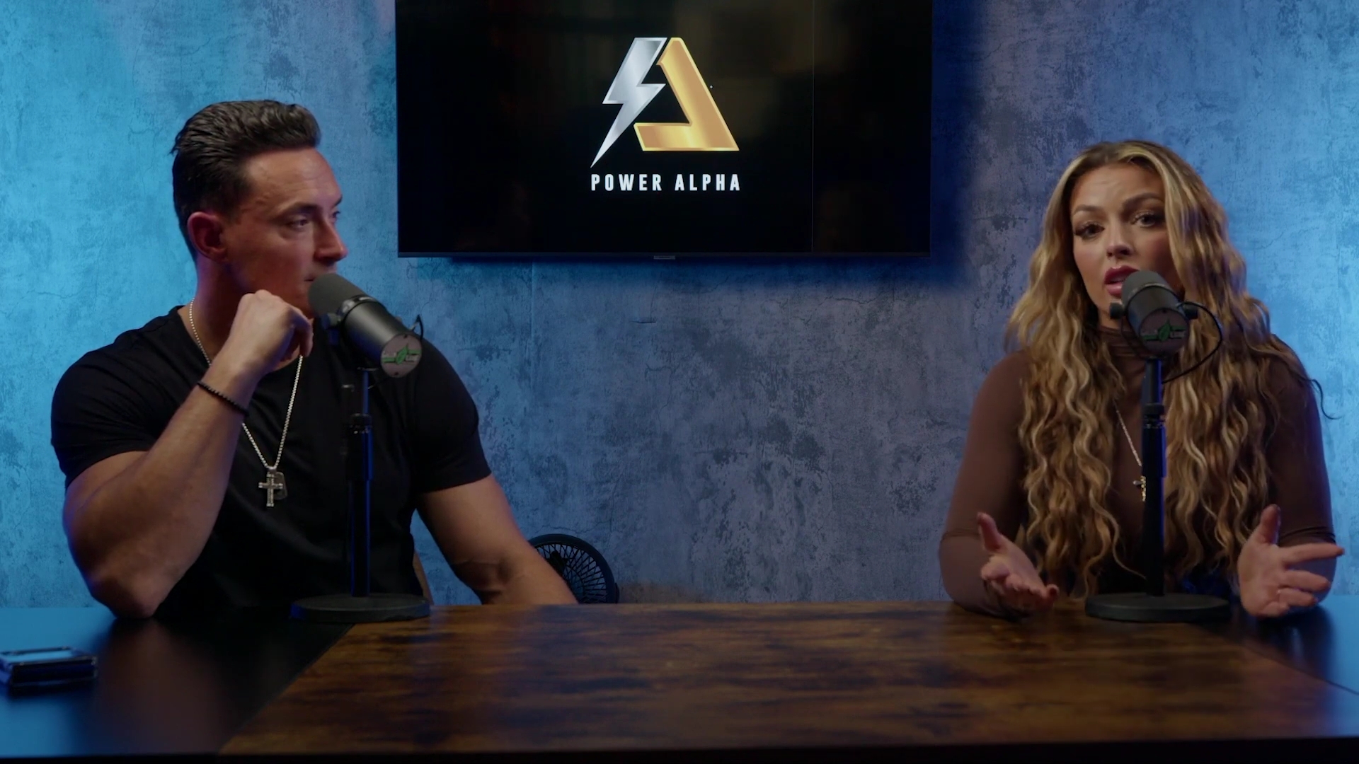 x2mate_com-Ep_9_-_Power_Alphas_Podcast___28Mandy_Saccomanno___Sabby_Piscitelli29-281080p29_mp42476.jpg