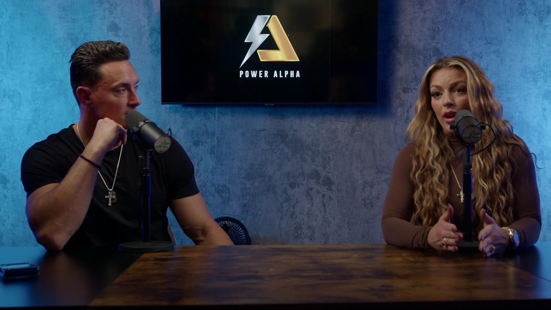 x2mate_com-Ep_9_-_Power_Alphas_Podcast___28Mandy_Saccomanno___Sabby_Piscitelli29-281080p29_mp42480.jpg