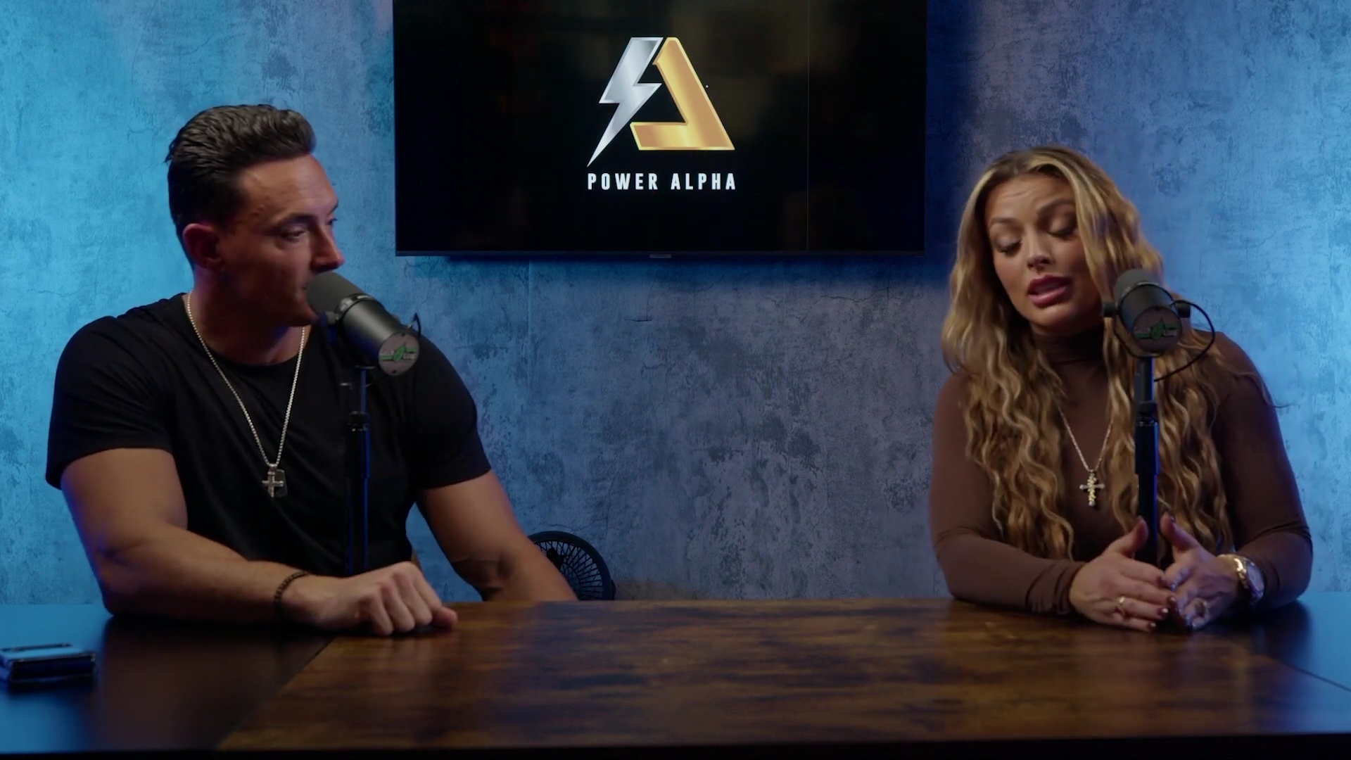 x2mate_com-Ep_9_-_Power_Alphas_Podcast___28Mandy_Saccomanno___Sabby_Piscitelli29-281080p29_mp42485.jpg