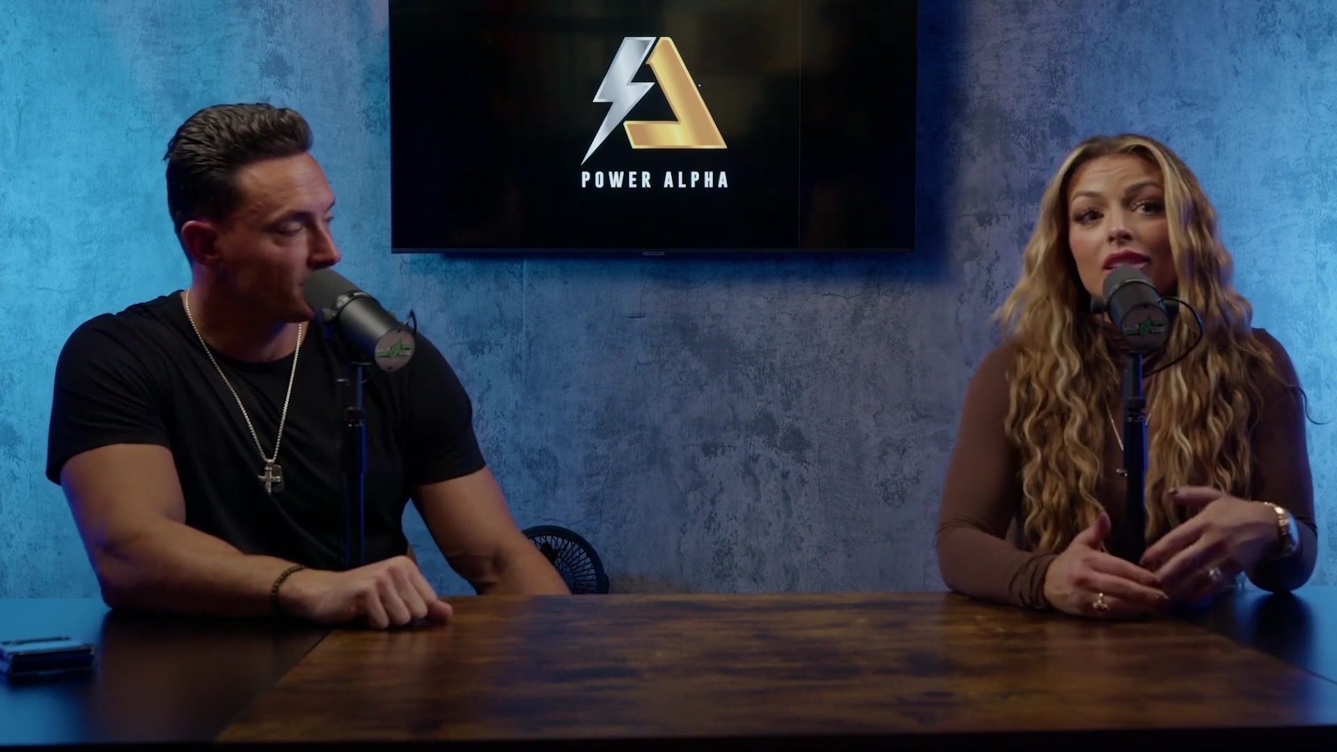 x2mate_com-Ep_9_-_Power_Alphas_Podcast___28Mandy_Saccomanno___Sabby_Piscitelli29-281080p29_mp42486.jpg