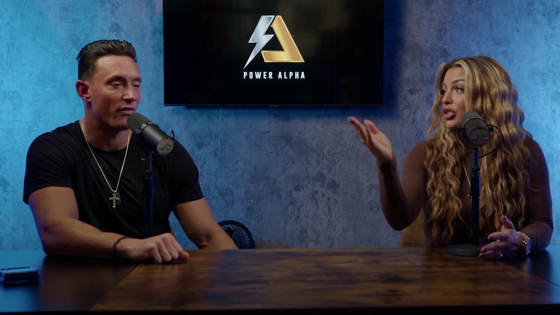 x2mate_com-Ep_9_-_Power_Alphas_Podcast___28Mandy_Saccomanno___Sabby_Piscitelli29-281080p29_mp42489.jpg