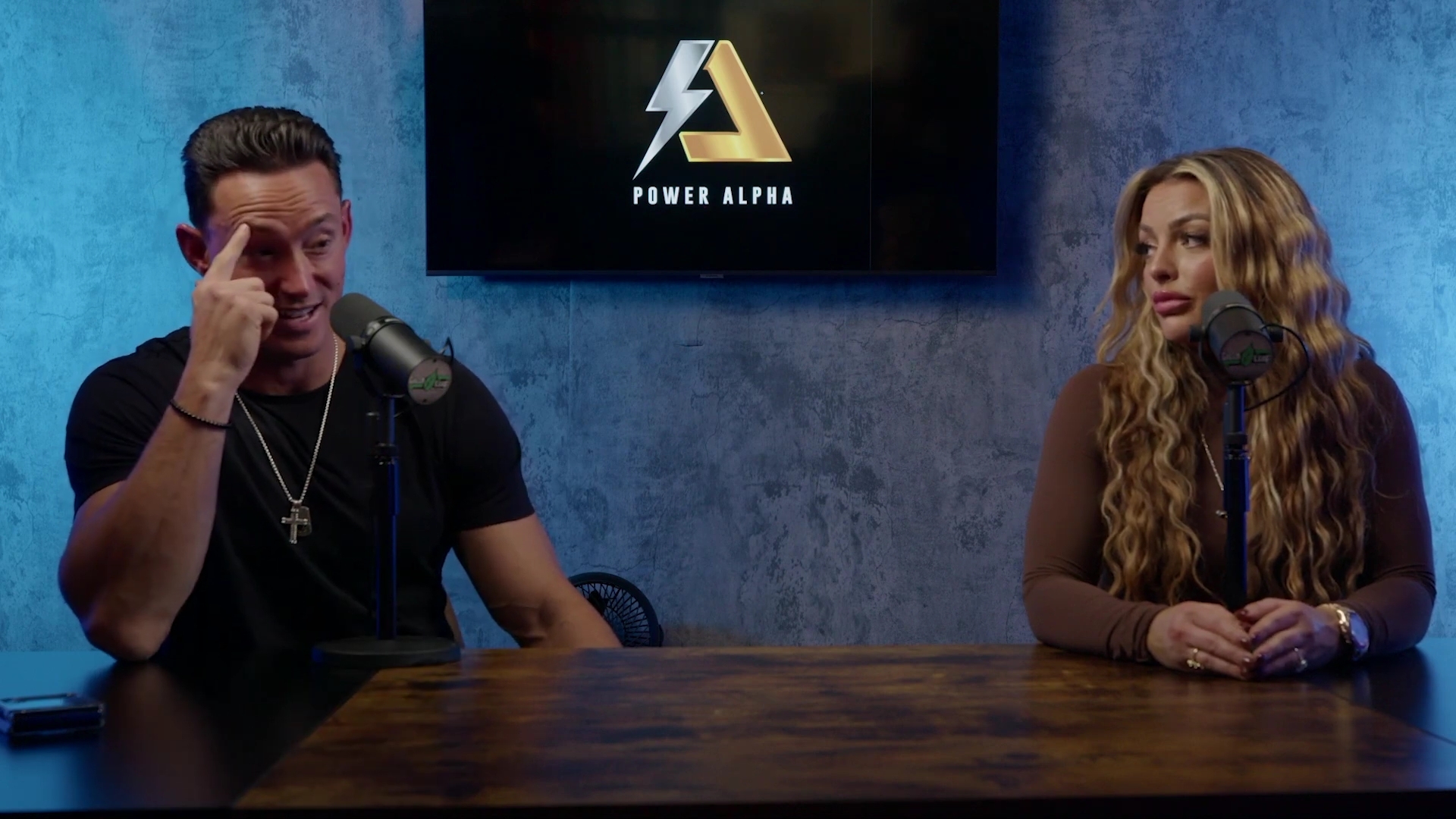 x2mate_com-Ep_9_-_Power_Alphas_Podcast___28Mandy_Saccomanno___Sabby_Piscitelli29-281080p29_mp42494.jpg