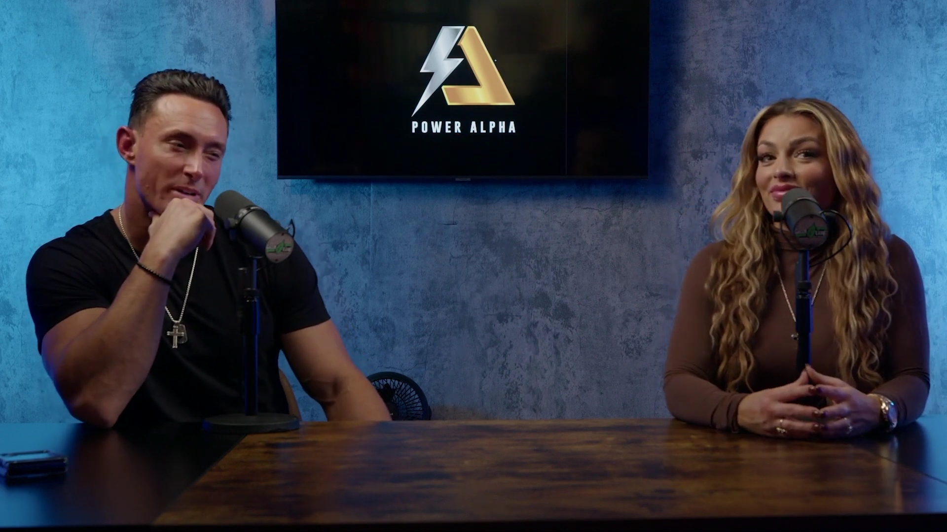 x2mate_com-Ep_9_-_Power_Alphas_Podcast___28Mandy_Saccomanno___Sabby_Piscitelli29-281080p29_mp42510.jpg