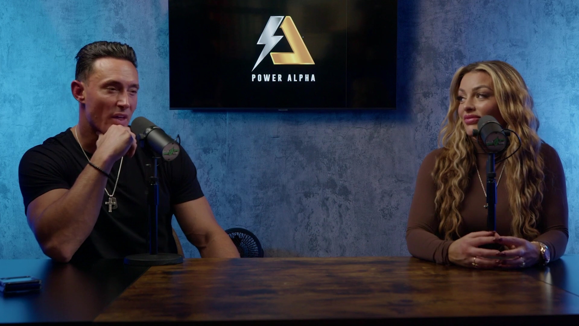 x2mate_com-Ep_9_-_Power_Alphas_Podcast___28Mandy_Saccomanno___Sabby_Piscitelli29-281080p29_mp42512.jpg