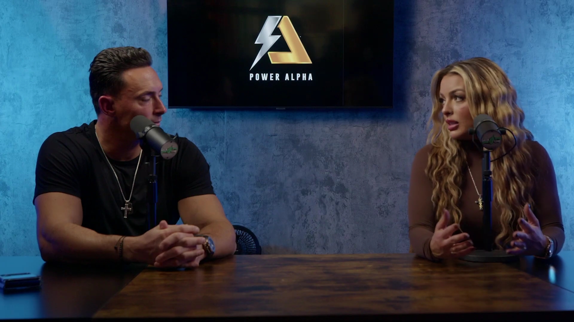 x2mate_com-Ep_9_-_Power_Alphas_Podcast___28Mandy_Saccomanno___Sabby_Piscitelli29-281080p29_mp42587.jpg
