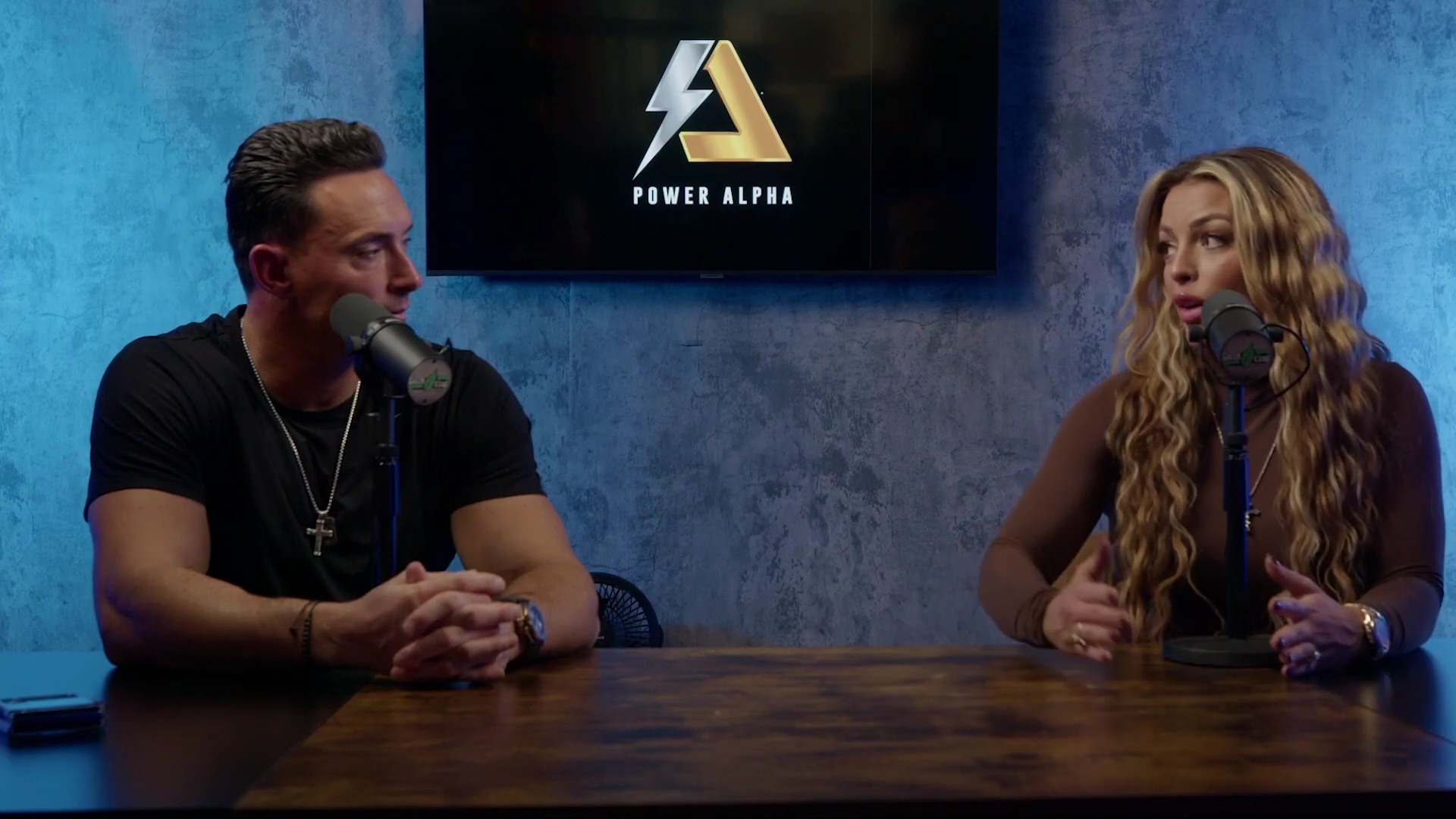 x2mate_com-Ep_9_-_Power_Alphas_Podcast___28Mandy_Saccomanno___Sabby_Piscitelli29-281080p29_mp42589.jpg