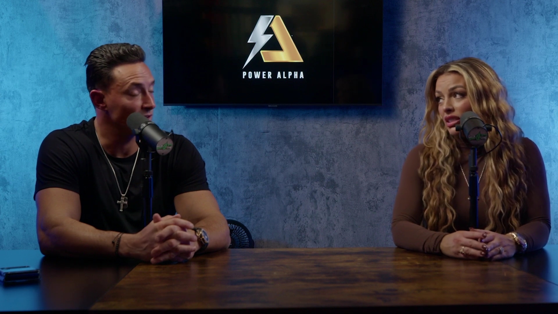 x2mate_com-Ep_9_-_Power_Alphas_Podcast___28Mandy_Saccomanno___Sabby_Piscitelli29-281080p29_mp42601.jpg
