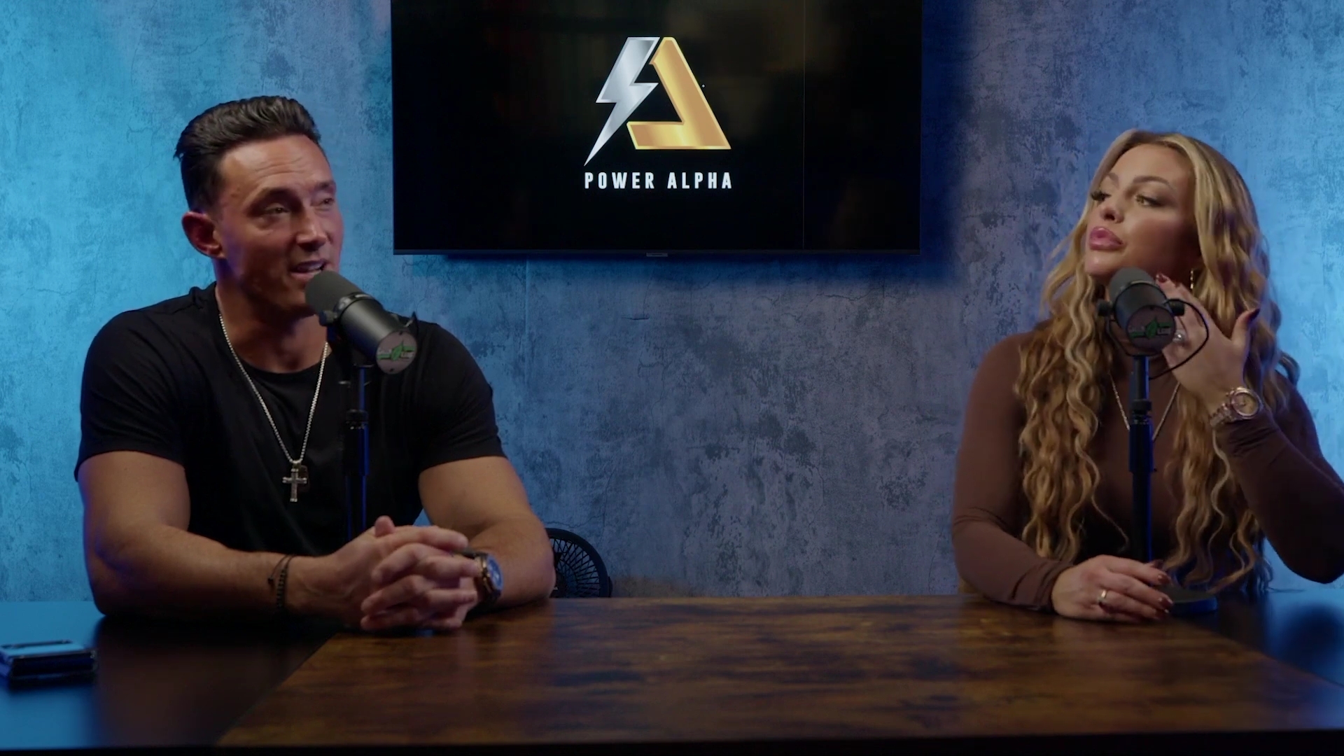 x2mate_com-Ep_9_-_Power_Alphas_Podcast___28Mandy_Saccomanno___Sabby_Piscitelli29-281080p29_mp42606.jpg