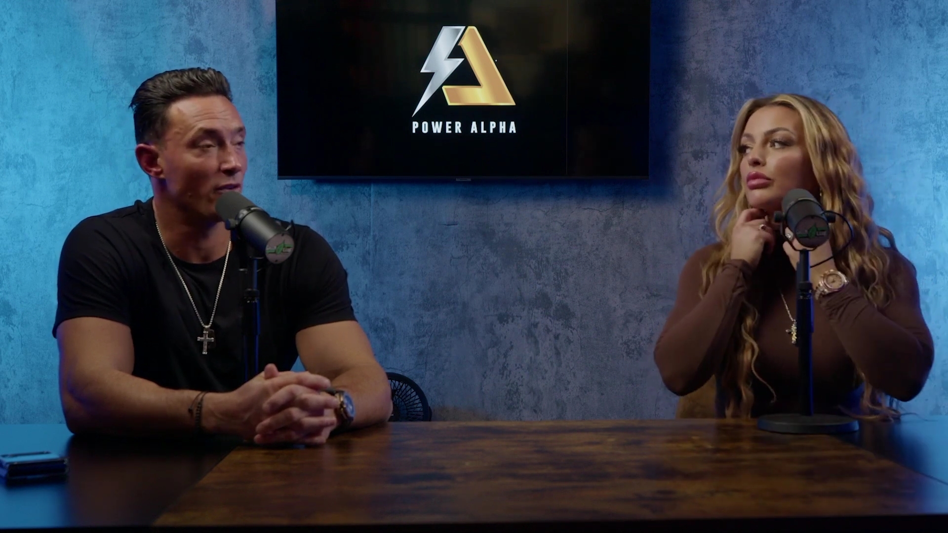 x2mate_com-Ep_9_-_Power_Alphas_Podcast___28Mandy_Saccomanno___Sabby_Piscitelli29-281080p29_mp42608.jpg