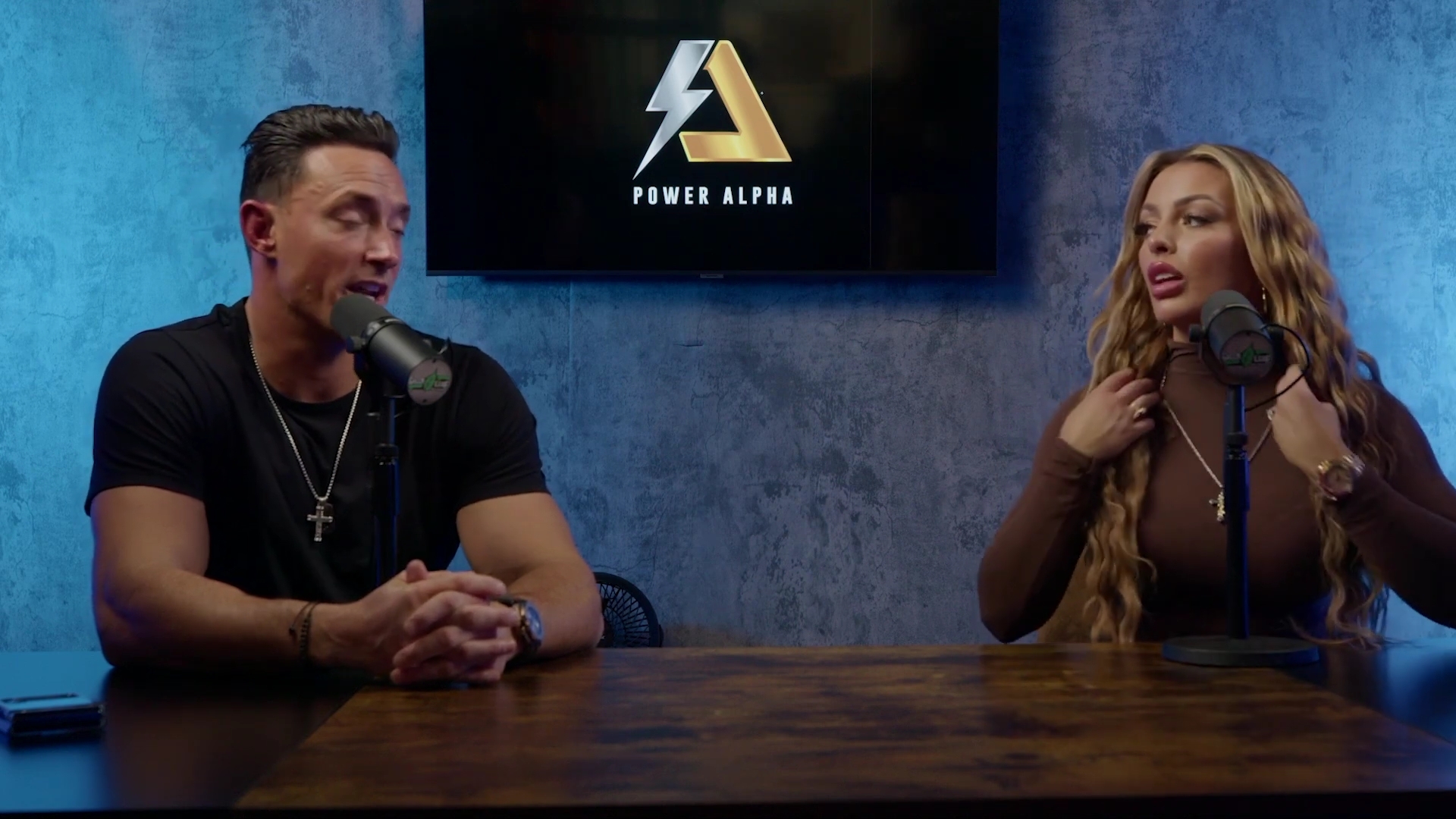 x2mate_com-Ep_9_-_Power_Alphas_Podcast___28Mandy_Saccomanno___Sabby_Piscitelli29-281080p29_mp42609.jpg