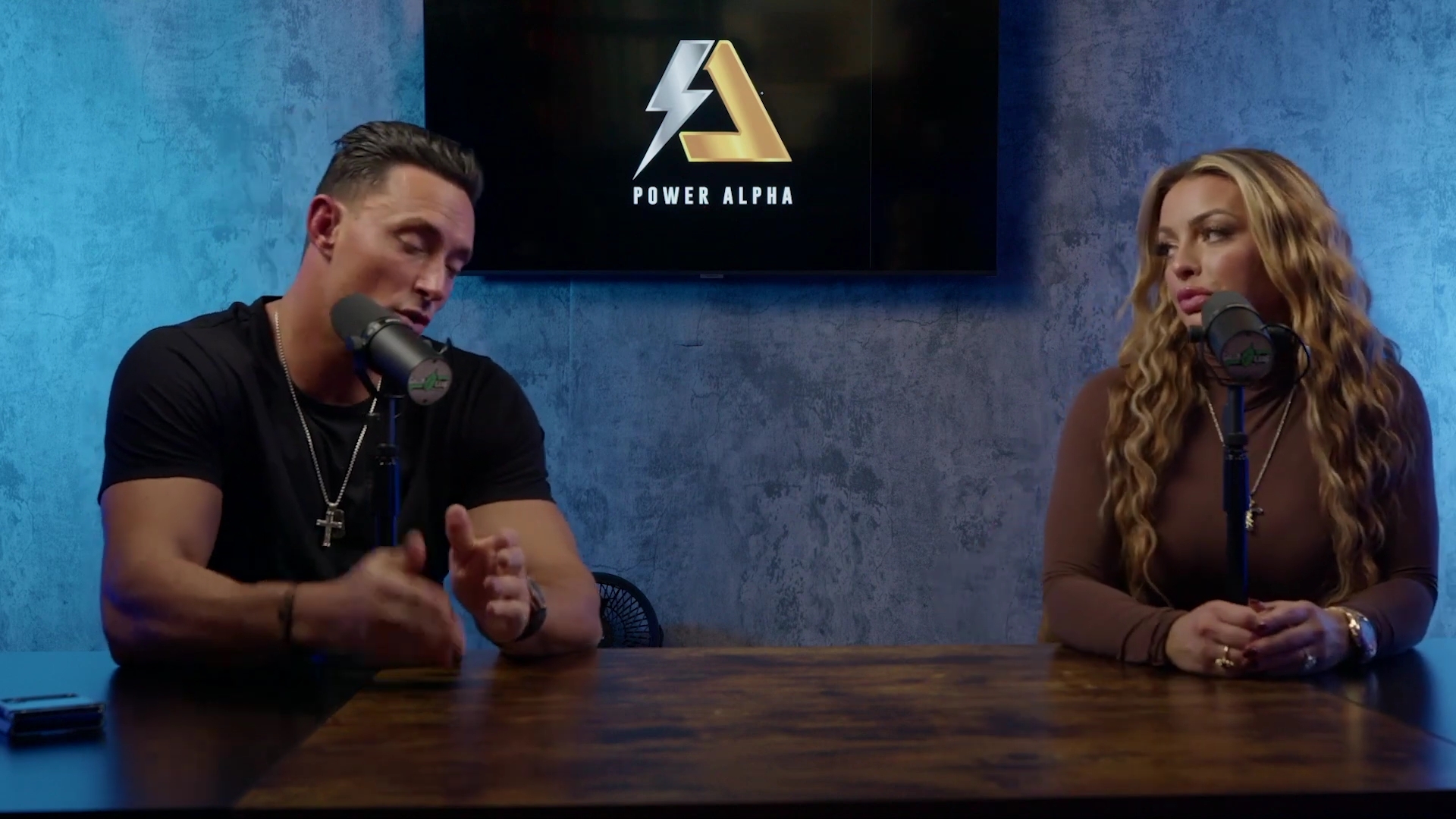 x2mate_com-Ep_9_-_Power_Alphas_Podcast___28Mandy_Saccomanno___Sabby_Piscitelli29-281080p29_mp42611.jpg