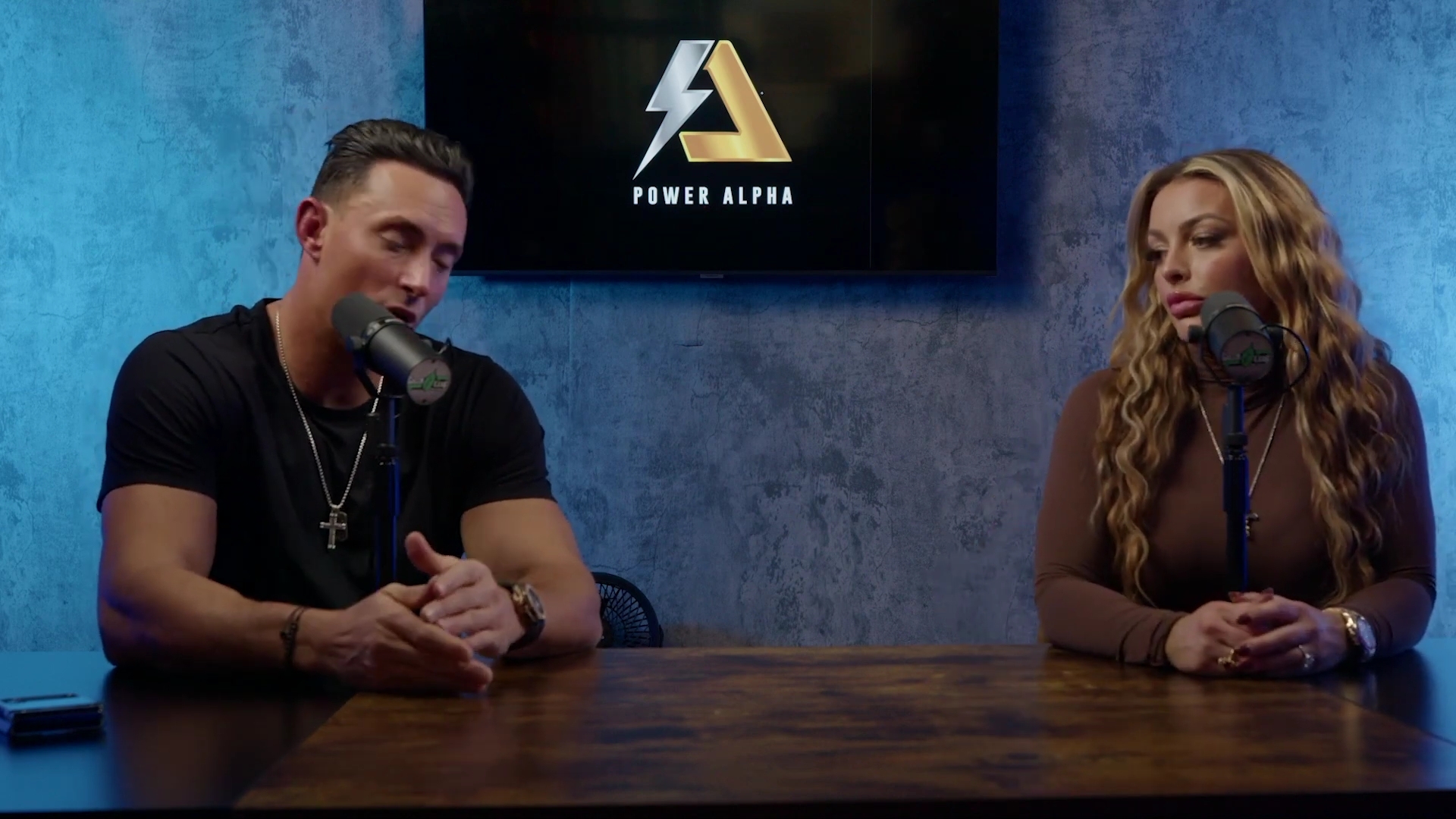 x2mate_com-Ep_9_-_Power_Alphas_Podcast___28Mandy_Saccomanno___Sabby_Piscitelli29-281080p29_mp42612.jpg