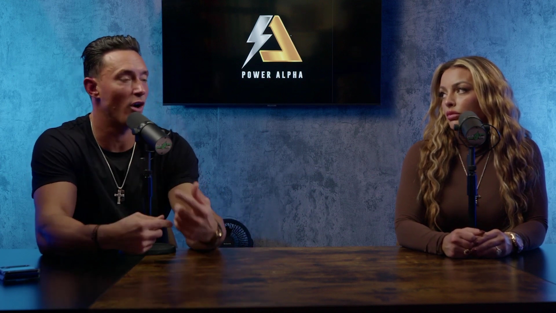 x2mate_com-Ep_9_-_Power_Alphas_Podcast___28Mandy_Saccomanno___Sabby_Piscitelli29-281080p29_mp42622.jpg