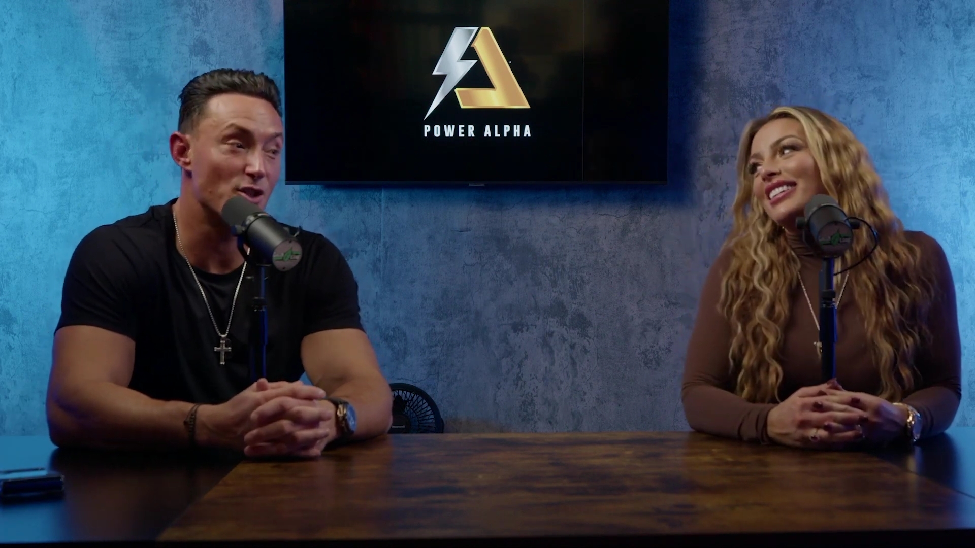 x2mate_com-Ep_9_-_Power_Alphas_Podcast___28Mandy_Saccomanno___Sabby_Piscitelli29-281080p29_mp42653.jpg