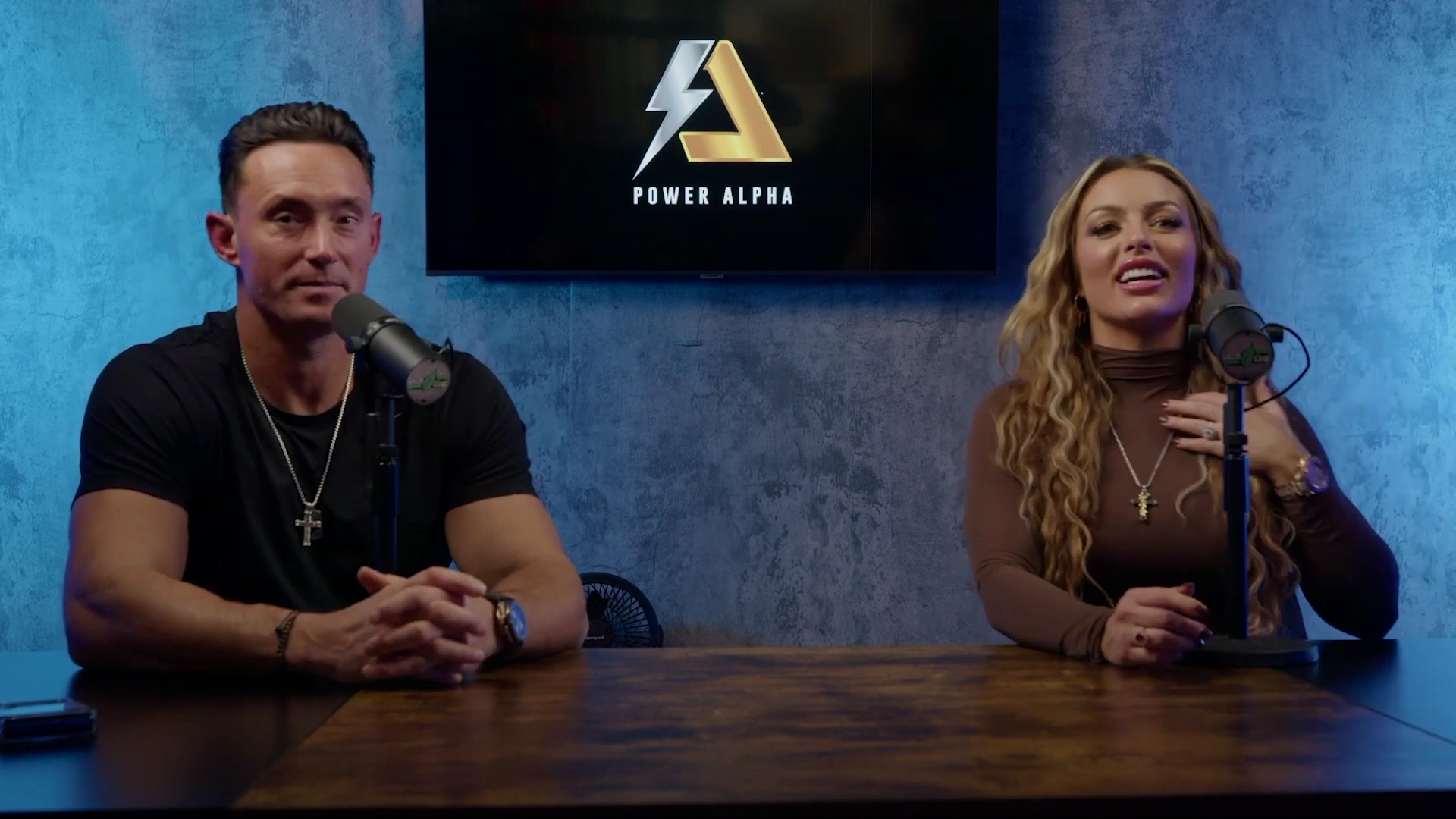 x2mate_com-Ep_9_-_Power_Alphas_Podcast___28Mandy_Saccomanno___Sabby_Piscitelli29-281080p29_mp42658.jpg