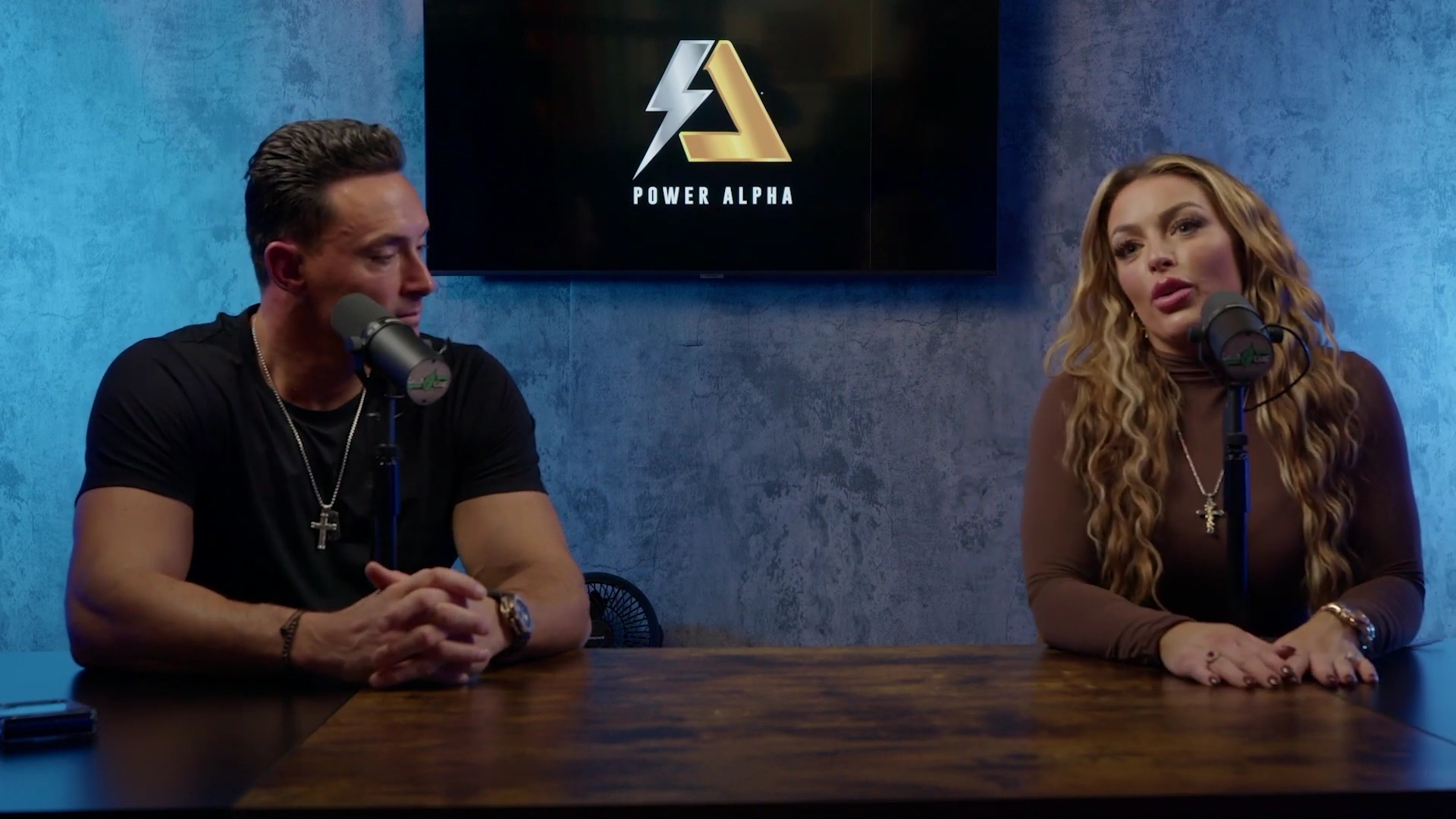 x2mate_com-Ep_9_-_Power_Alphas_Podcast___28Mandy_Saccomanno___Sabby_Piscitelli29-281080p29_mp42661.jpg