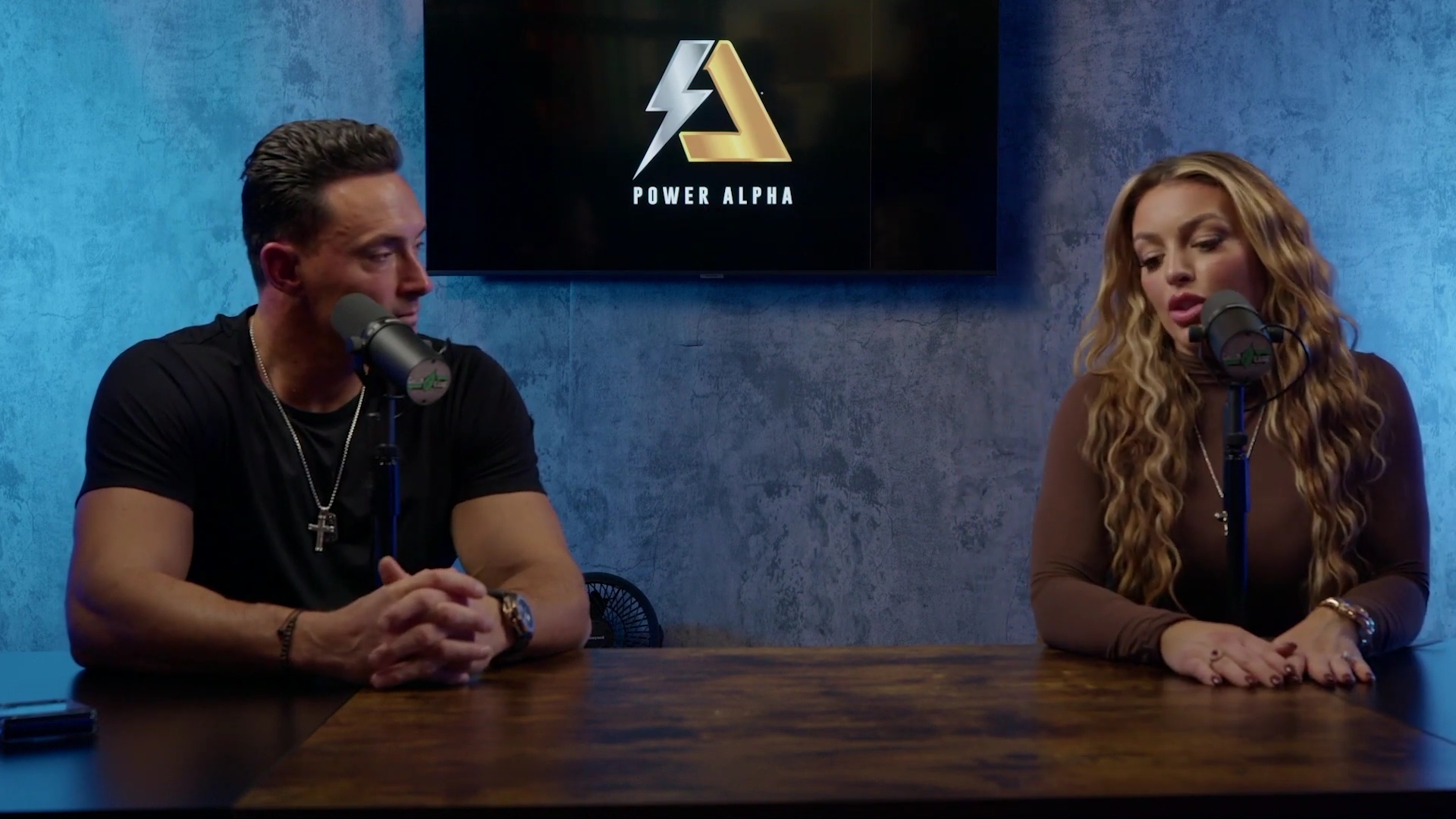 x2mate_com-Ep_9_-_Power_Alphas_Podcast___28Mandy_Saccomanno___Sabby_Piscitelli29-281080p29_mp42663.jpg
