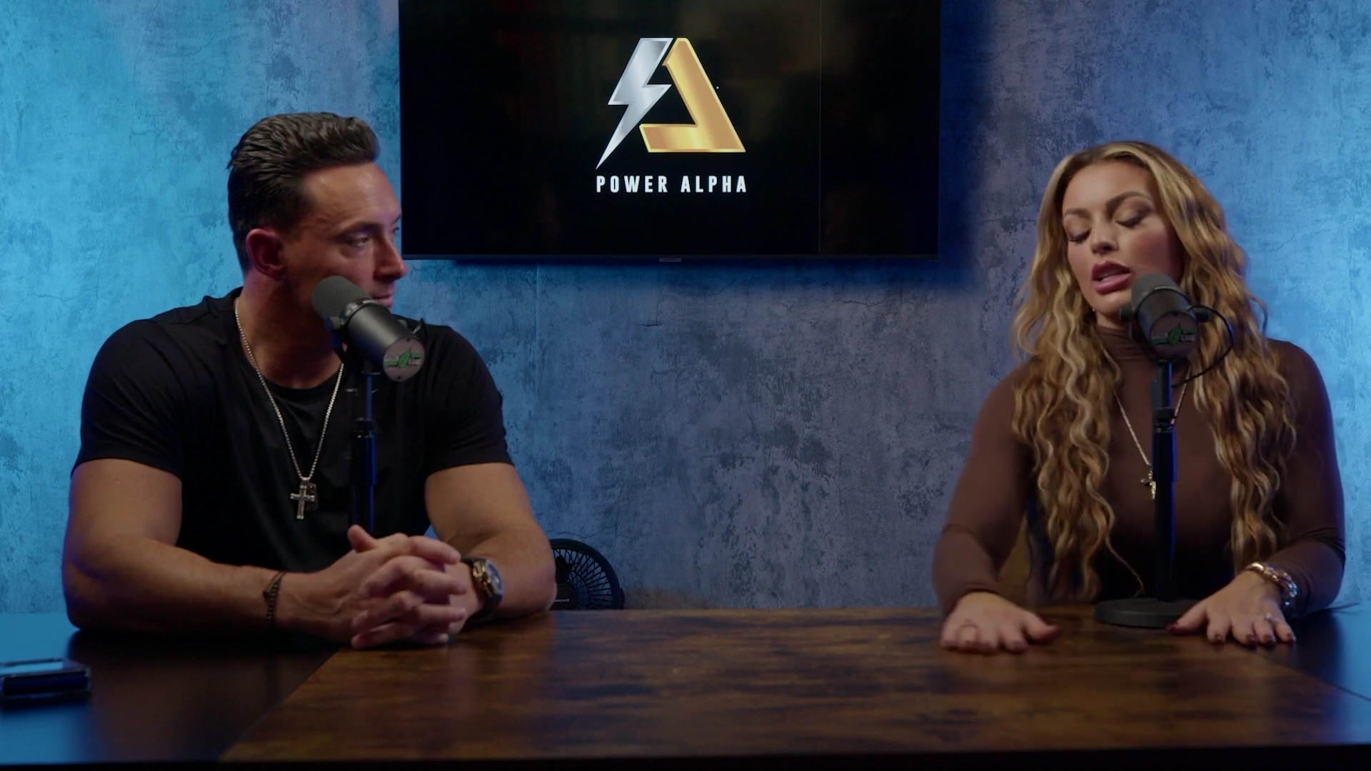 x2mate_com-Ep_9_-_Power_Alphas_Podcast___28Mandy_Saccomanno___Sabby_Piscitelli29-281080p29_mp42664.jpg
