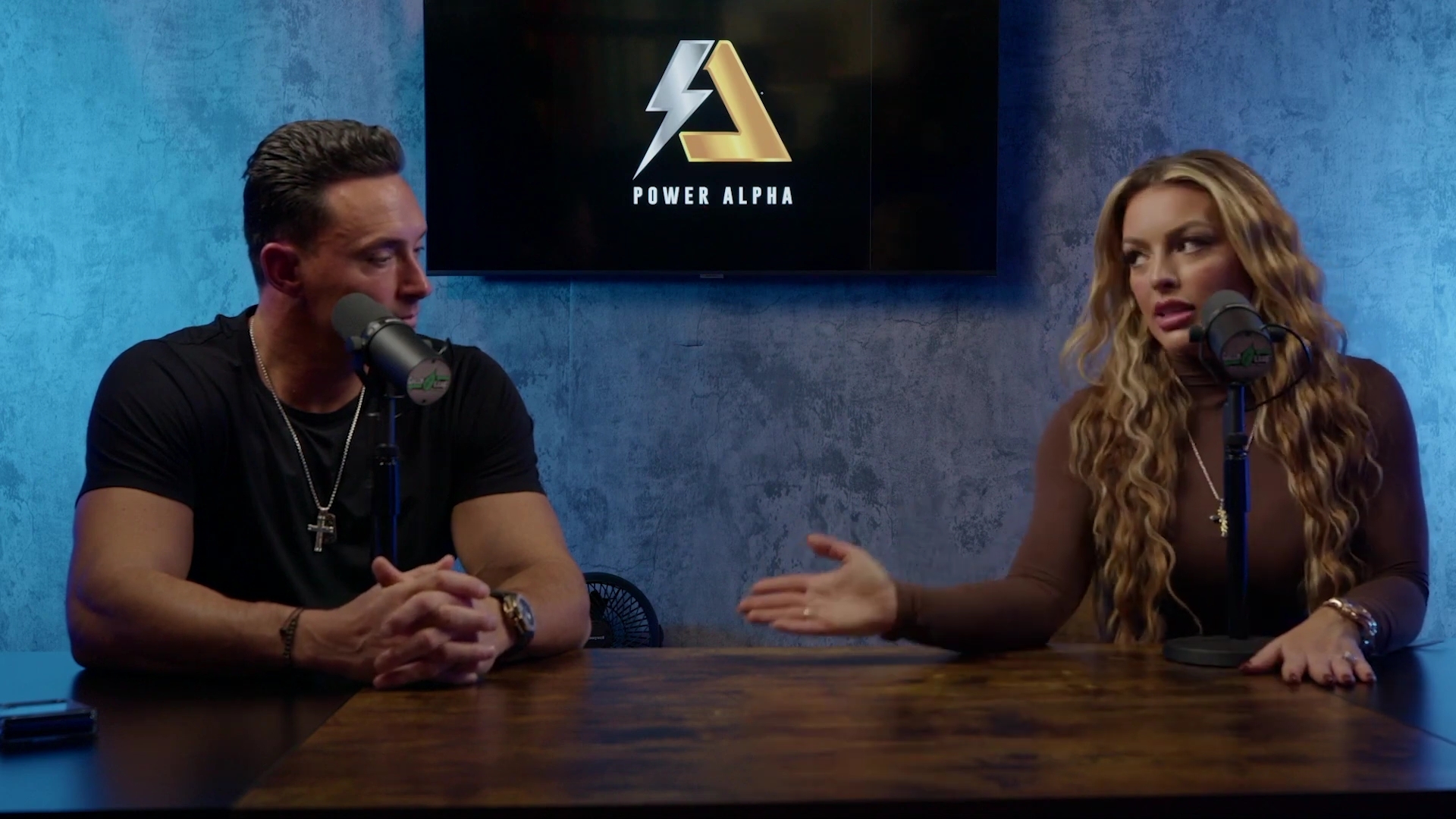 x2mate_com-Ep_9_-_Power_Alphas_Podcast___28Mandy_Saccomanno___Sabby_Piscitelli29-281080p29_mp42665.jpg