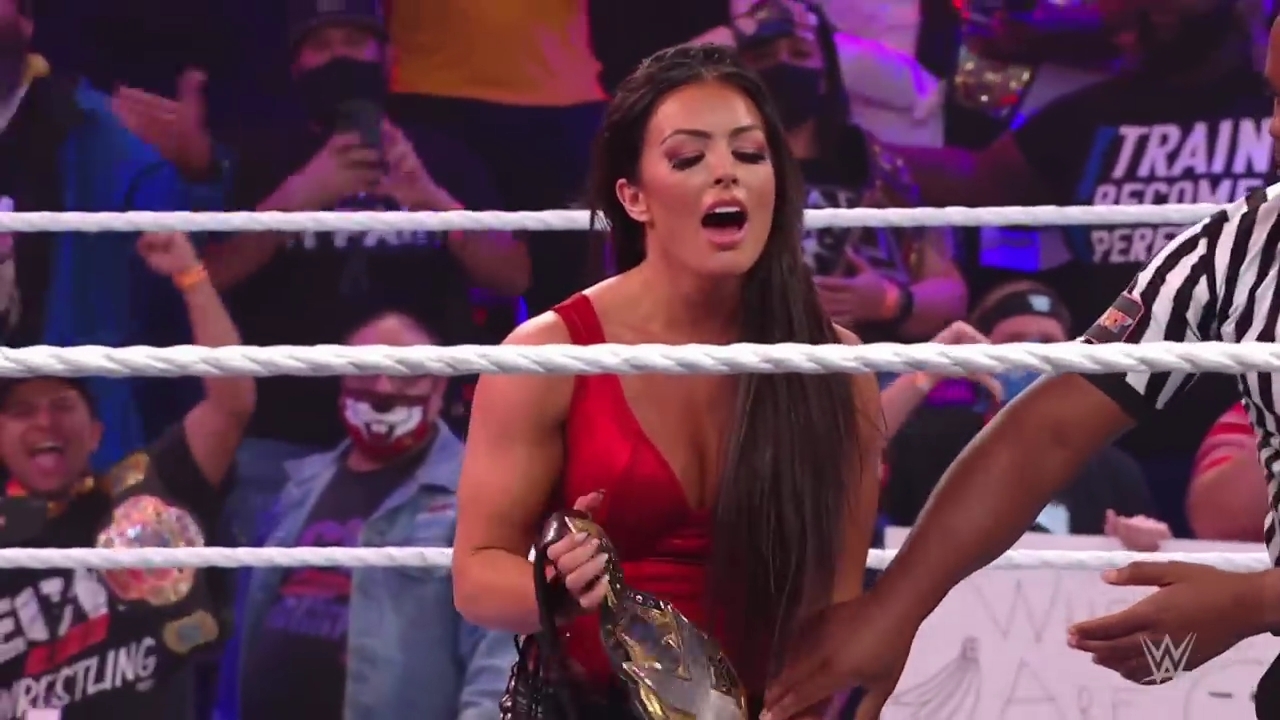 x2mate_com-MANDY_ROSE_TALKS_GEAR_THROUGHOUT_THE_YEARS2C_ONE_THAT_DIDN_T_GET_RECOGNIZED2C_WRESTLEMANIA_35_AND_MORE_mp40153.jpg