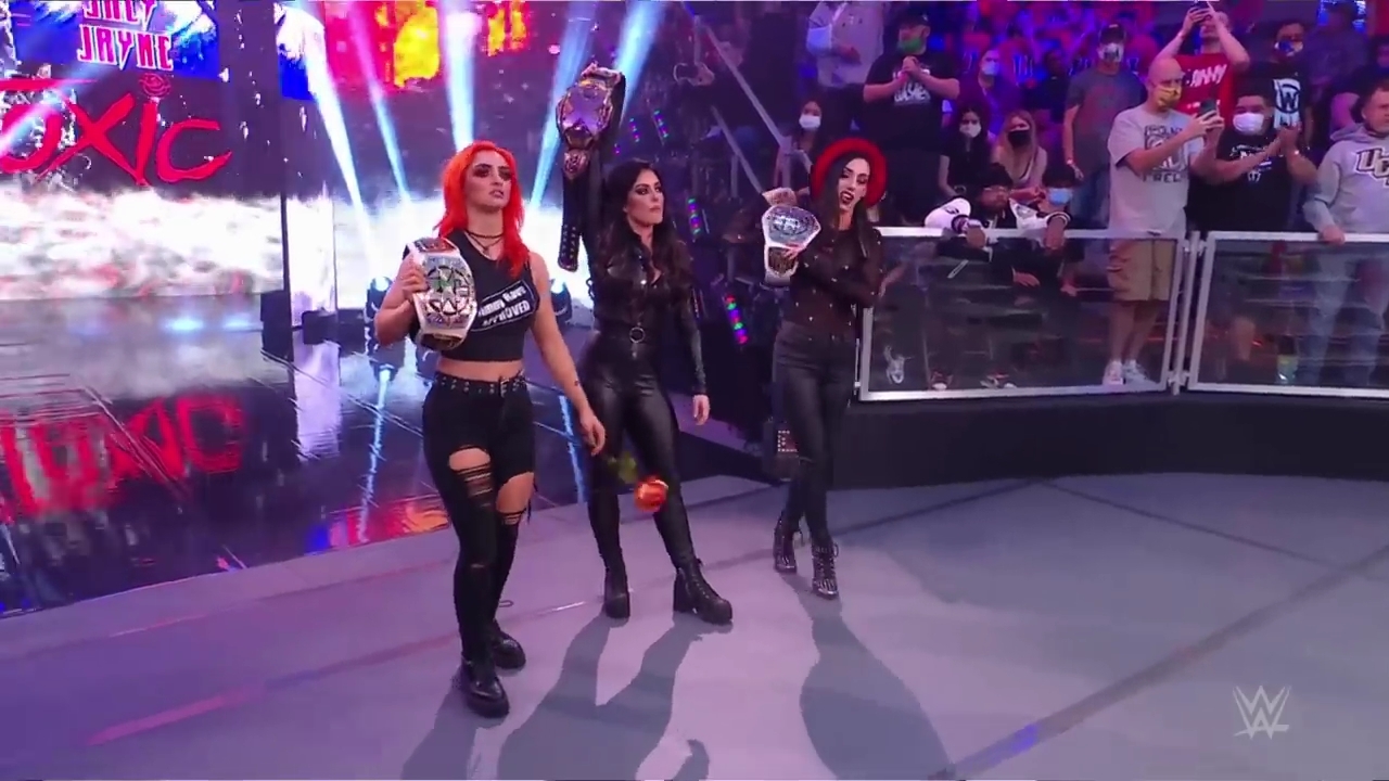 x2mate_com-MANDY_ROSE_TALKS_GEAR_THROUGHOUT_THE_YEARS2C_ONE_THAT_DIDN_T_GET_RECOGNIZED2C_WRESTLEMANIA_35_AND_MORE_mp40279.jpg