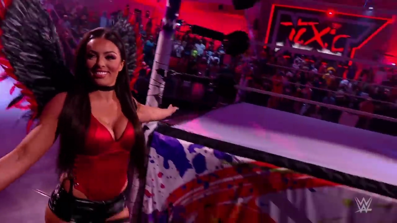 x2mate_com-MANDY_ROSE_TALKS_GEAR_THROUGHOUT_THE_YEARS2C_ONE_THAT_DIDN_T_GET_RECOGNIZED2C_WRESTLEMANIA_35_AND_MORE_mp40300.jpg