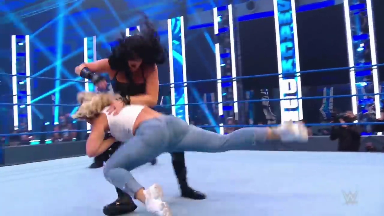x2mate_com-MANDY_ROSE_TALKS_GEAR_THROUGHOUT_THE_YEARS2C_ONE_THAT_DIDN_T_GET_RECOGNIZED2C_WRESTLEMANIA_35_AND_MORE_mp40807.jpg