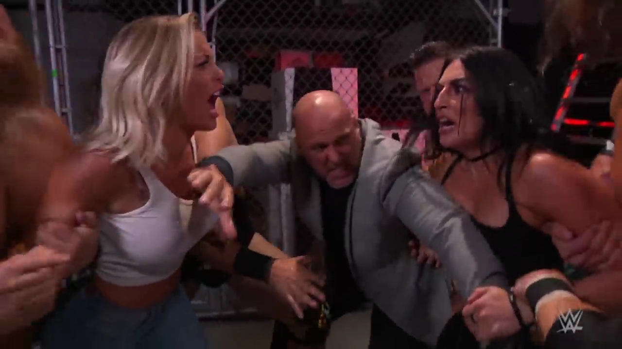 x2mate_com-MANDY_ROSE_TALKS_GEAR_THROUGHOUT_THE_YEARS2C_ONE_THAT_DIDN_T_GET_RECOGNIZED2C_WRESTLEMANIA_35_AND_MORE_mp40819.jpg