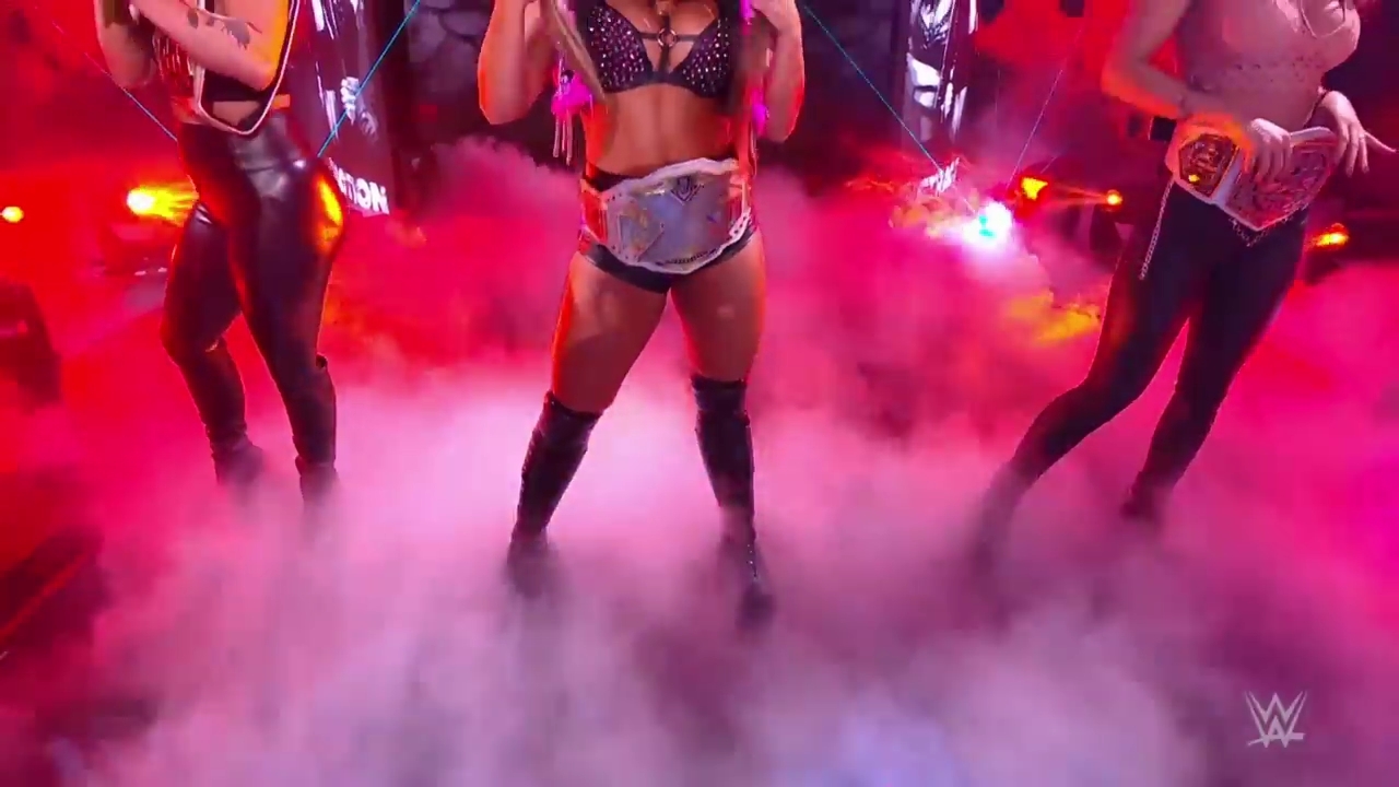 x2mate_com-MANDY_ROSE_TALKS_GEAR_THROUGHOUT_THE_YEARS2C_ONE_THAT_DIDN_T_GET_RECOGNIZED2C_WRESTLEMANIA_35_AND_MORE_mp40890.jpg