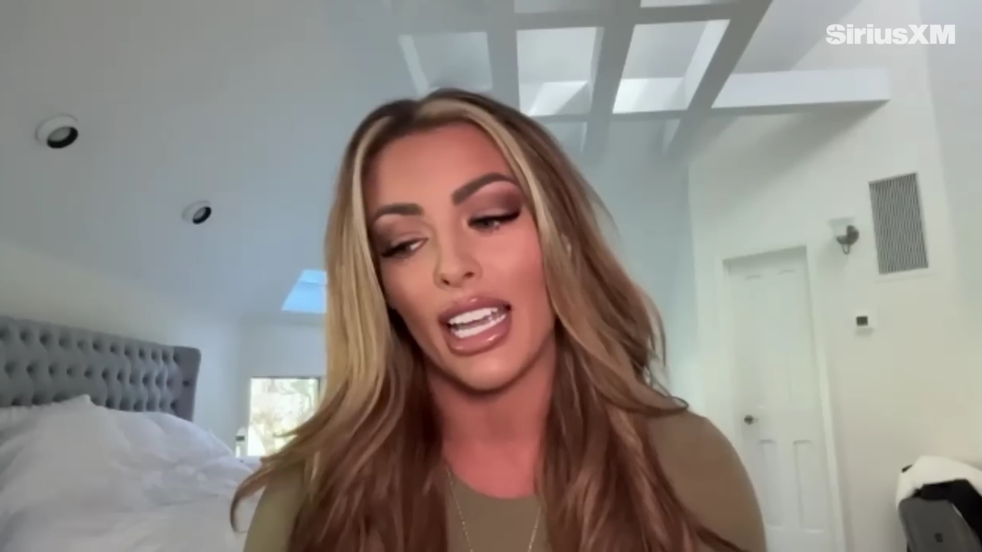 x2mate_com-Mandy_Rose_Describes_Her_22Bittersweet22_Departure_from_WWE___Busted_Open-281080p29_mp40059.jpg