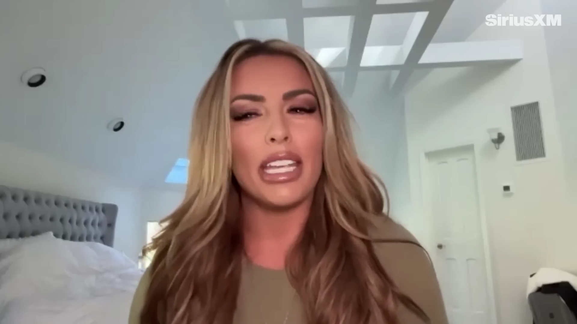 x2mate_com-Mandy_Rose_Describes_Her_22Bittersweet22_Departure_from_WWE___Busted_Open-281080p29_mp40174.jpg