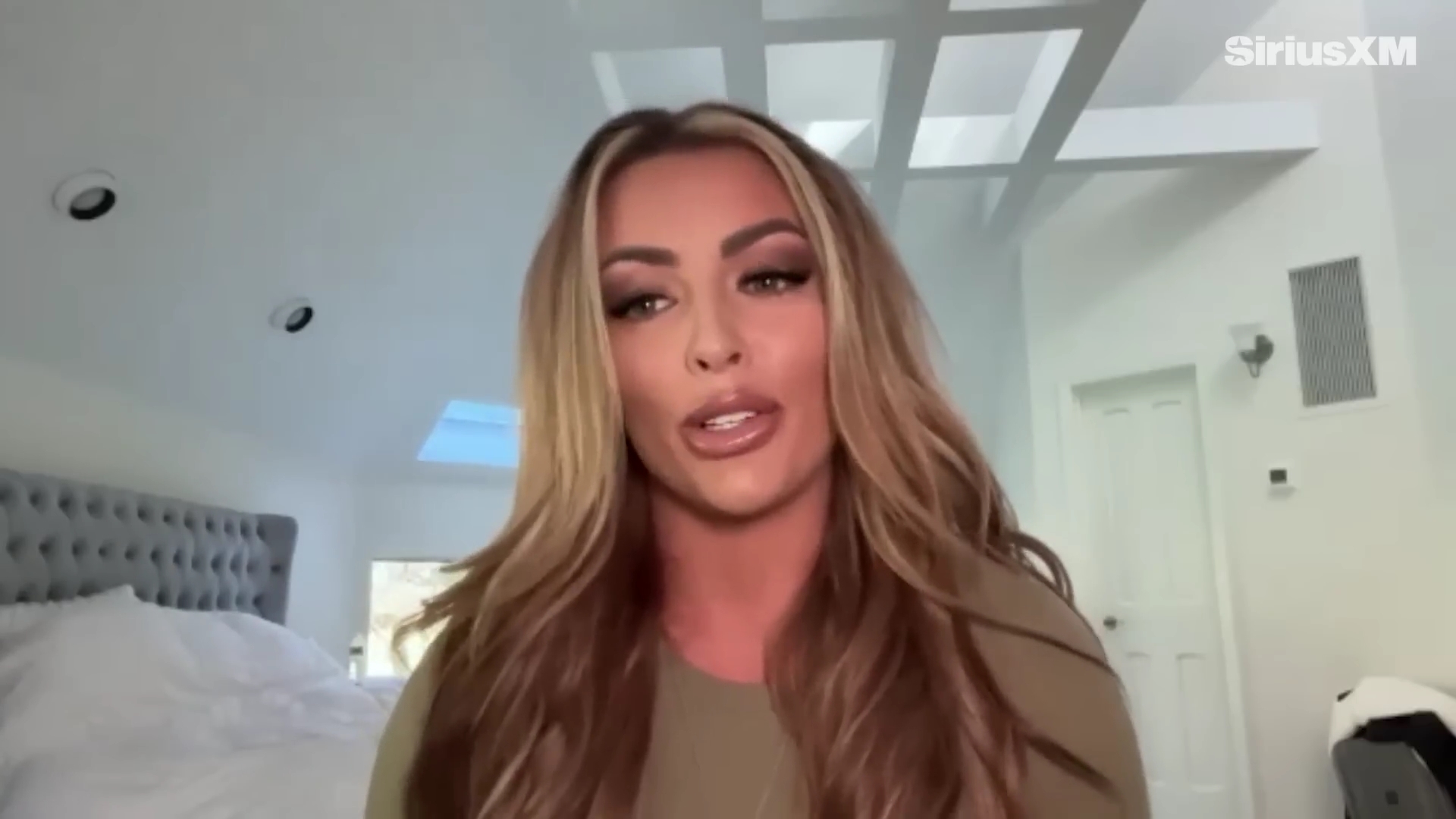 x2mate_com-Mandy_Rose_Describes_Her_22Bittersweet22_Departure_from_WWE___Busted_Open-281080p29_mp40187.jpg