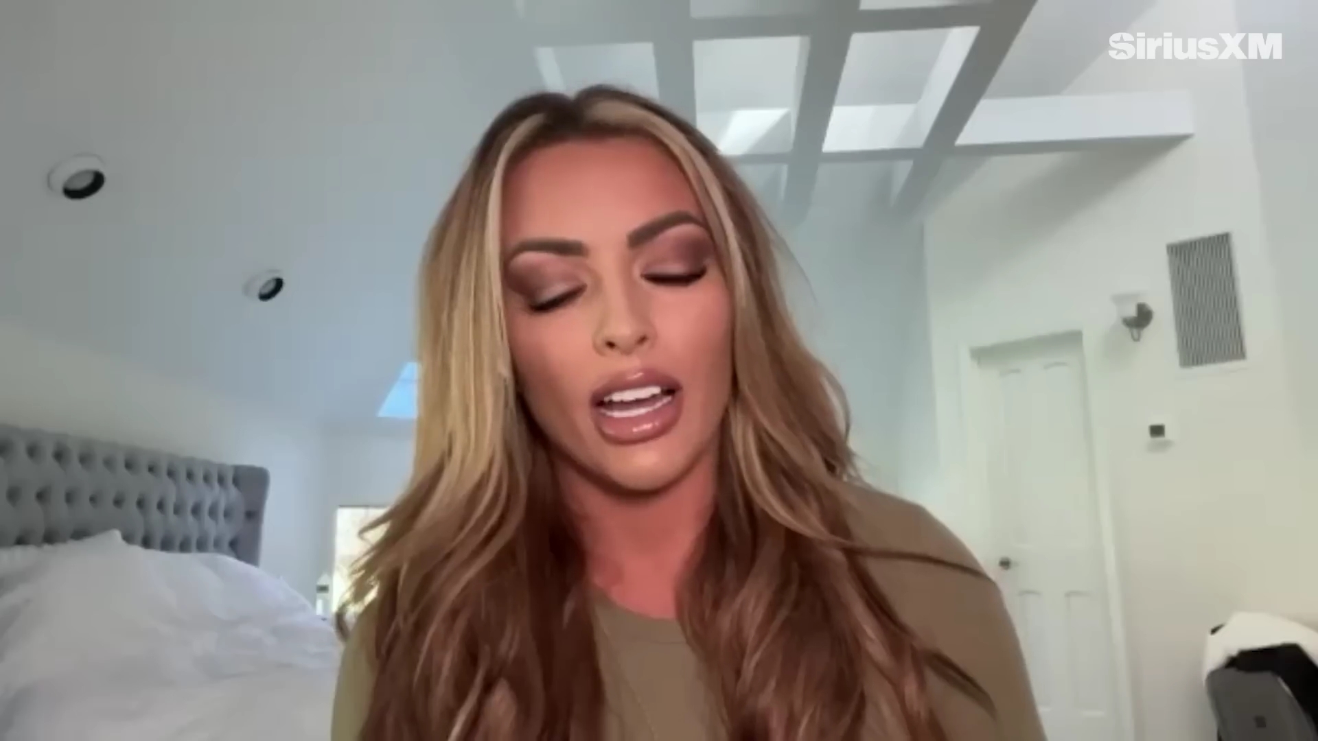 x2mate_com-Mandy_Rose_Describes_Her_22Bittersweet22_Departure_from_WWE___Busted_Open-281080p29_mp40209.jpg
