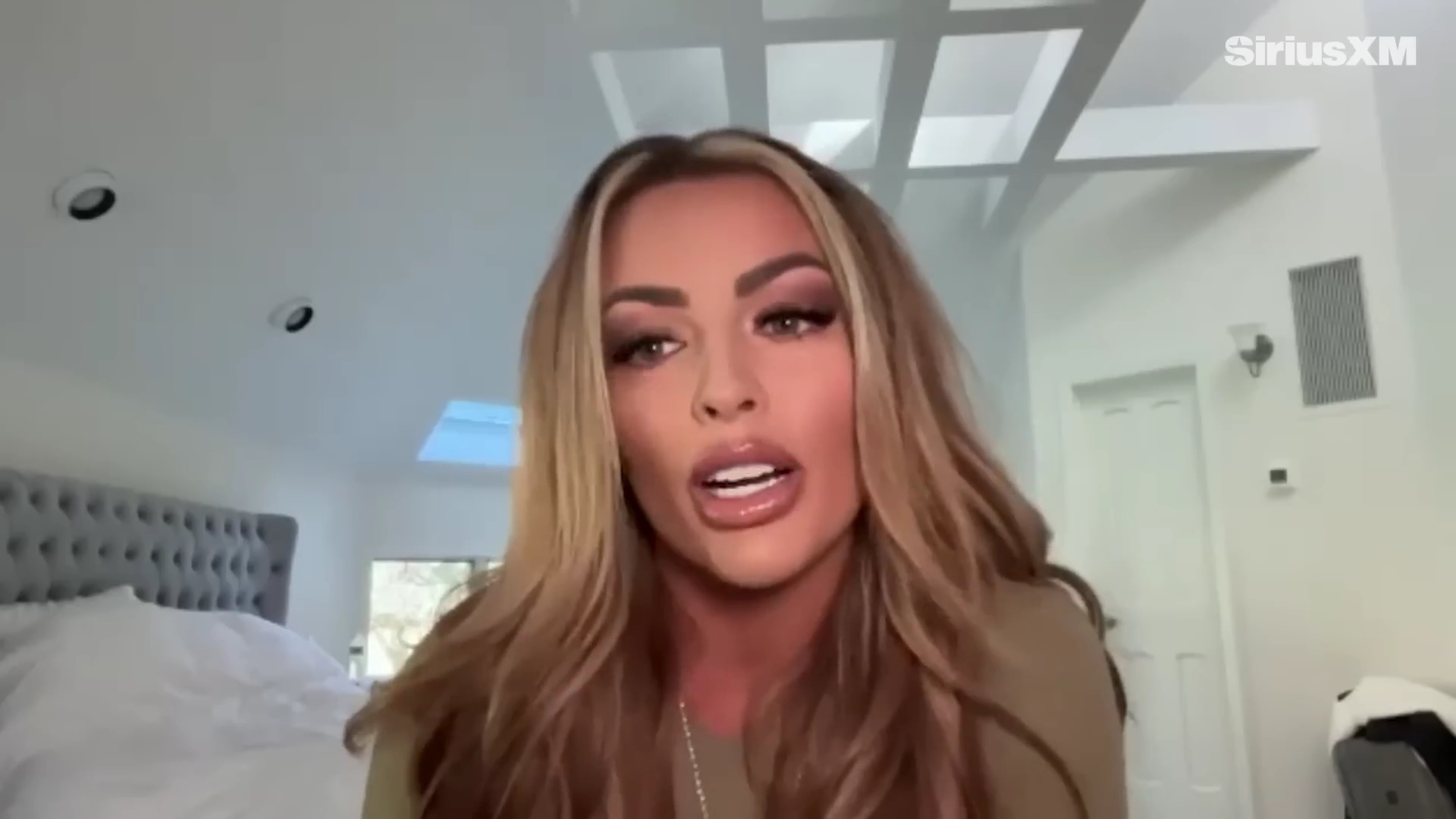 x2mate_com-Mandy_Rose_Describes_Her_22Bittersweet22_Departure_from_WWE___Busted_Open-281080p29_mp40247.jpg