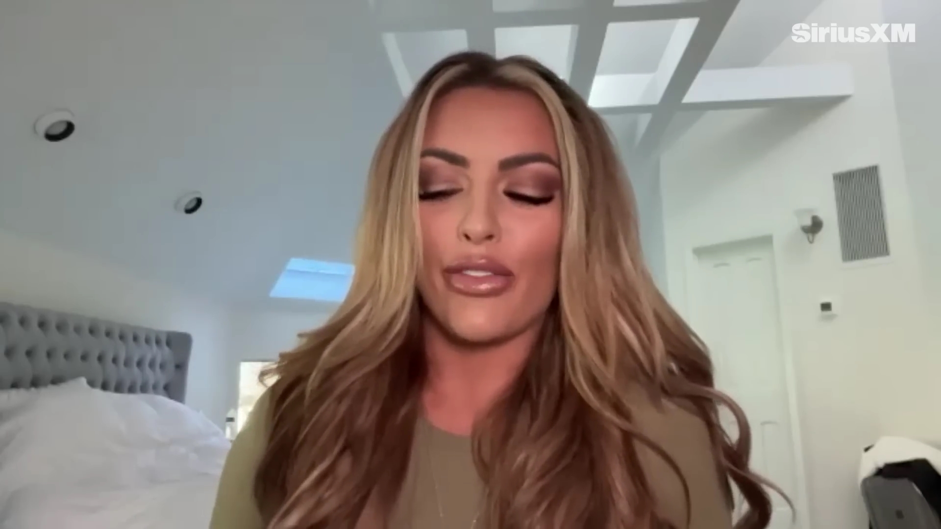 x2mate_com-Mandy_Rose_Describes_Her_22Bittersweet22_Departure_from_WWE___Busted_Open-281080p29_mp40299.jpg